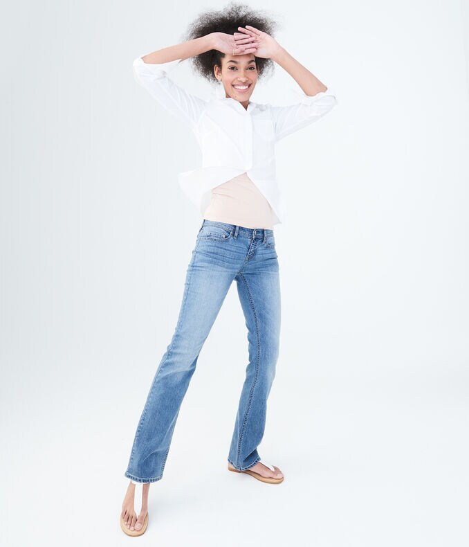 Low-Rise Bootcut Jean***