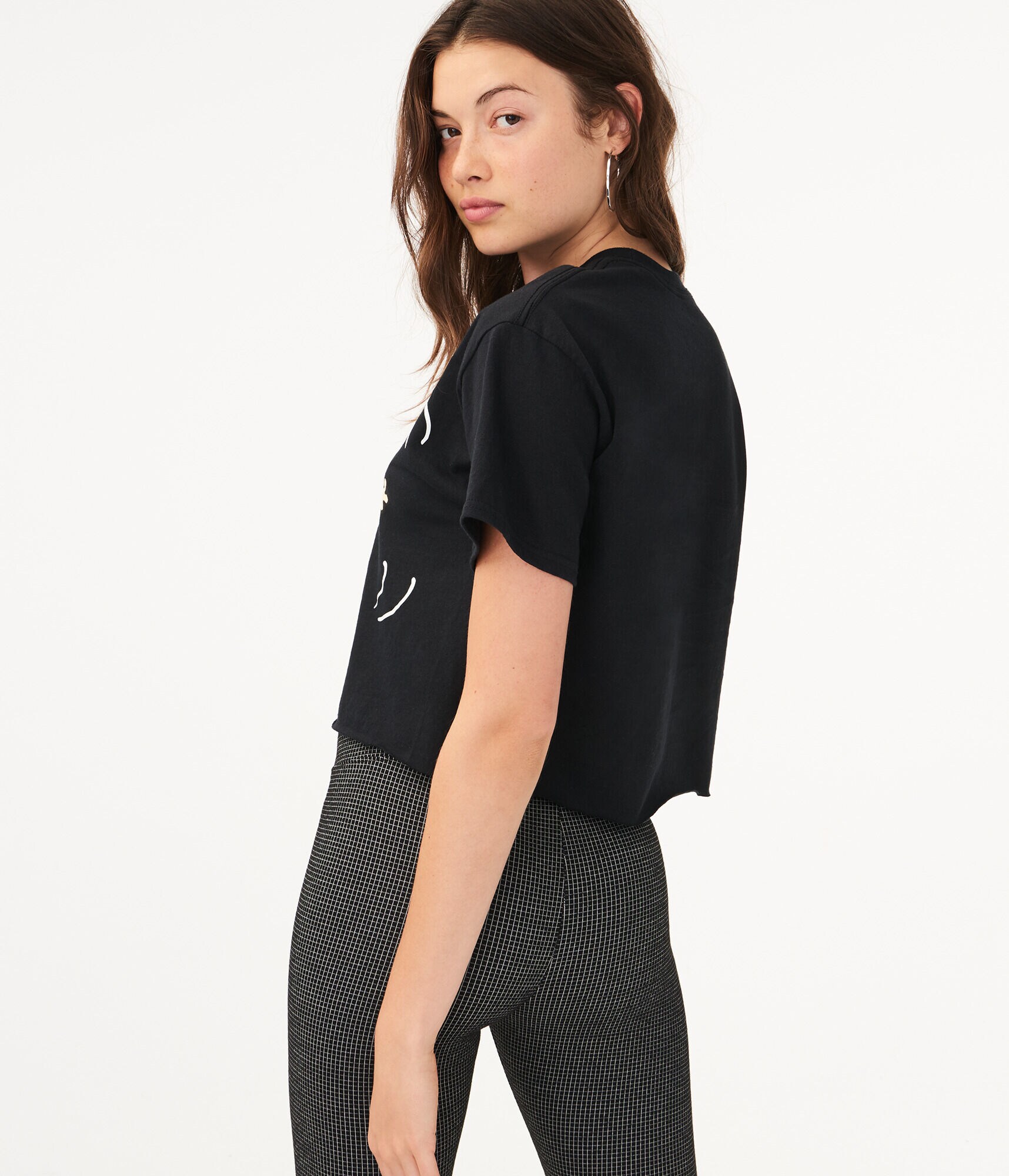 Charlie Brown &amp; Snoopy Crop Graphic Tee***