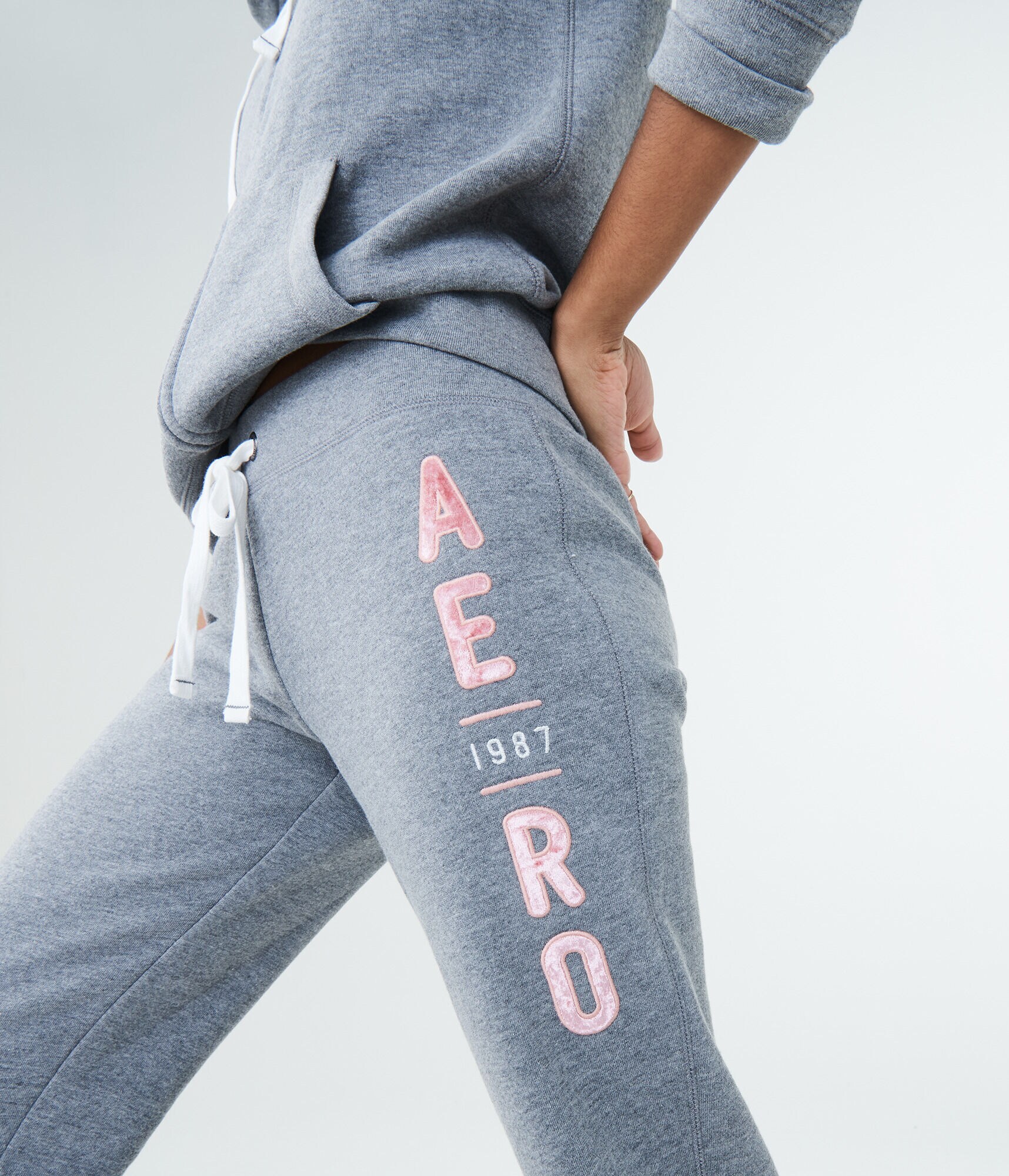 Aero 1987 Jogger Sweatpants