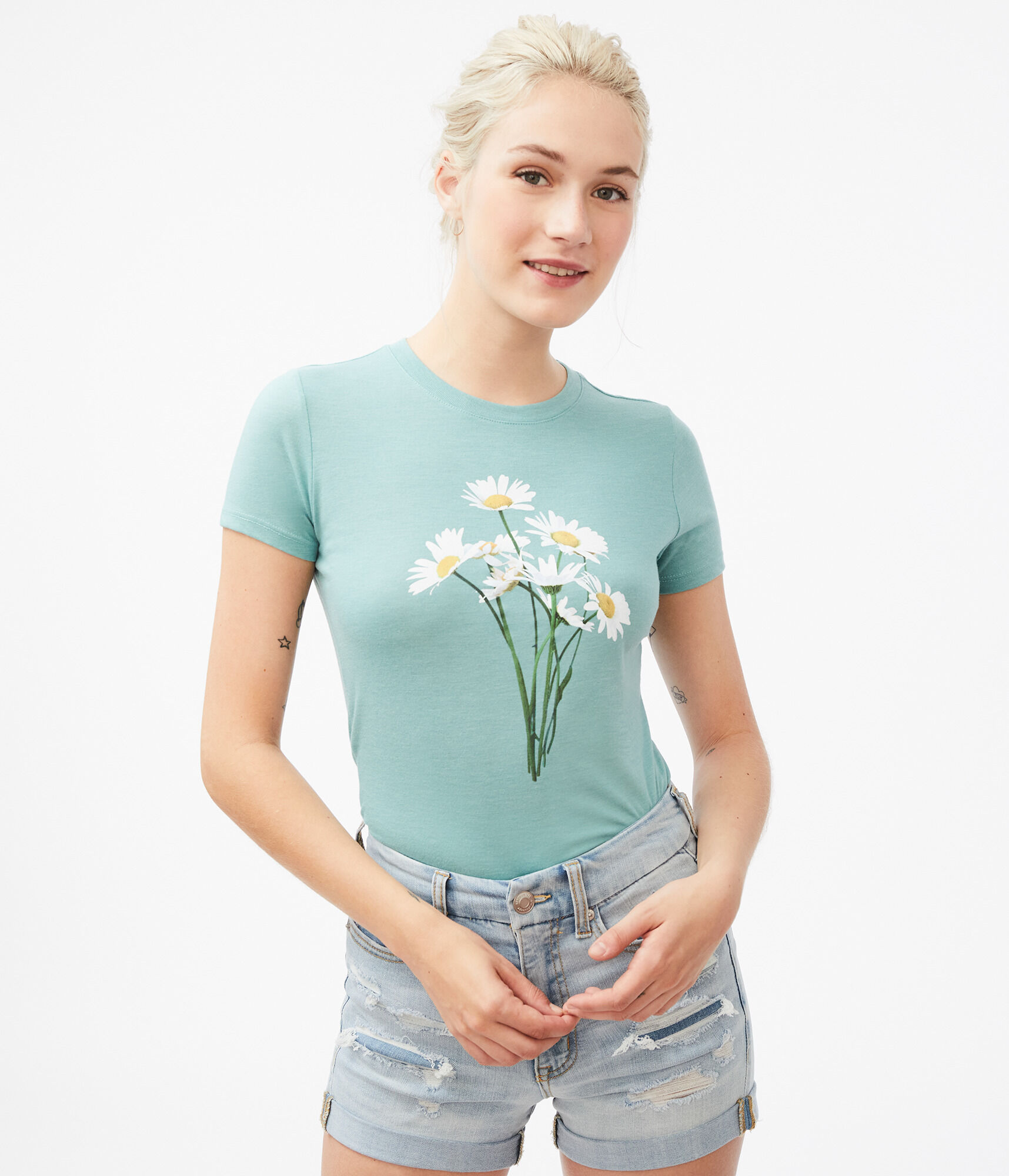 Daisy Graphic Tee