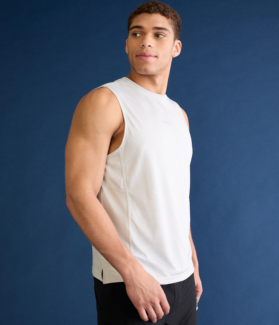 Aero MVMNT Muscle Tank