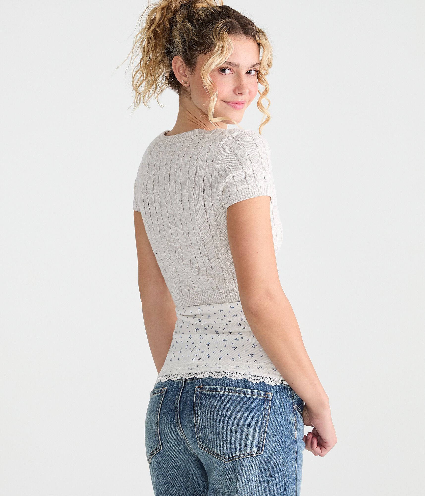 Short Sleeve Cable Knit Sweater Shrug