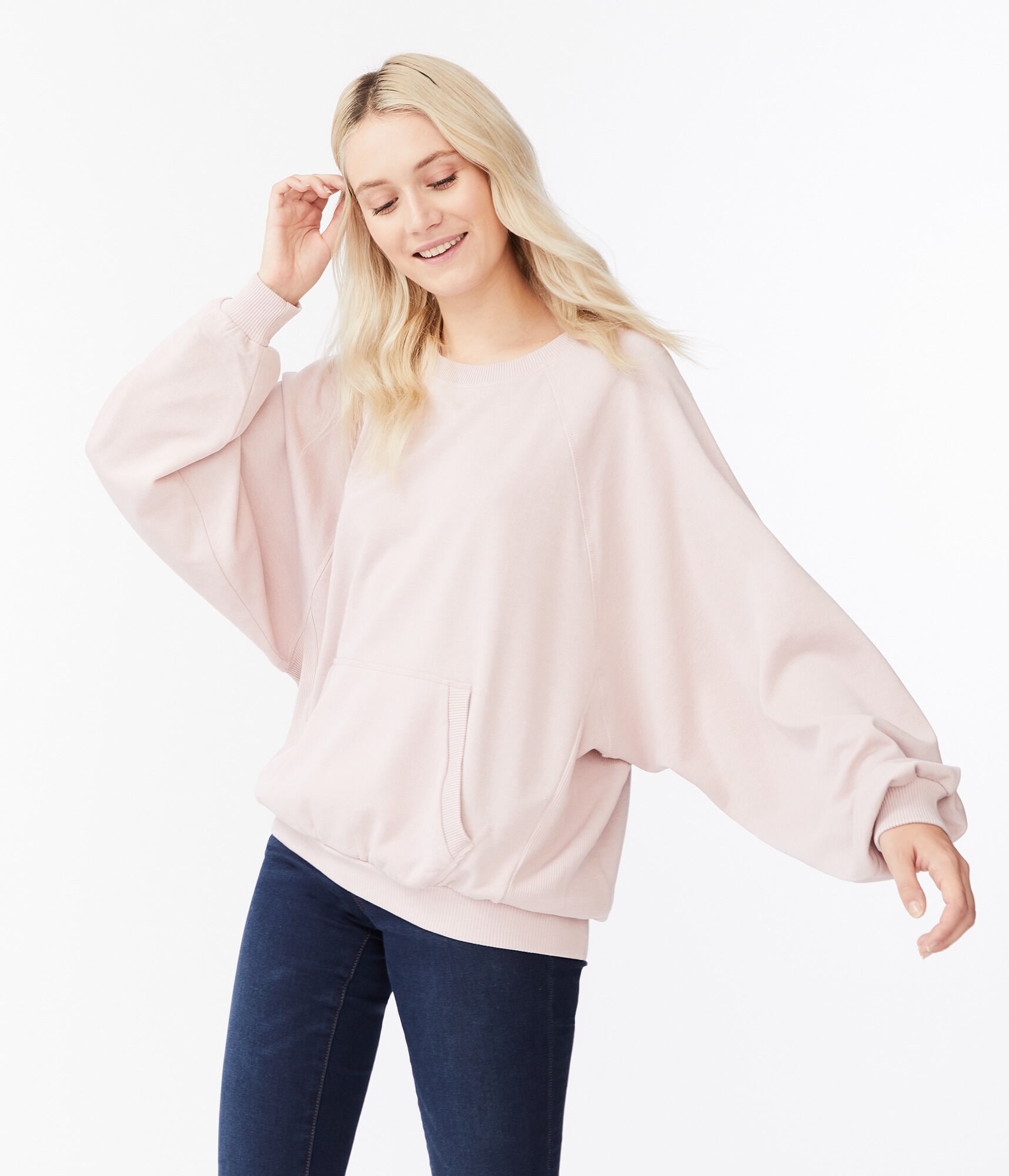 Oversized Raglan Crew Sweatshirt