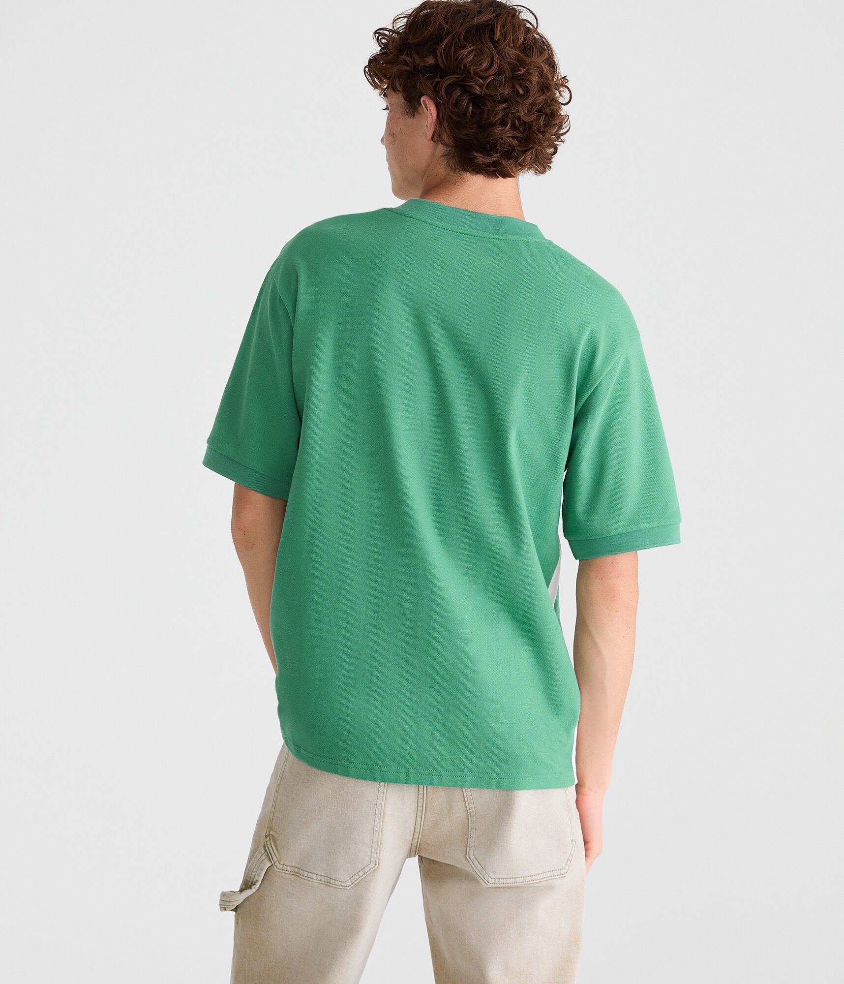 M&eacute;xico V-Neck Soccer Jersey