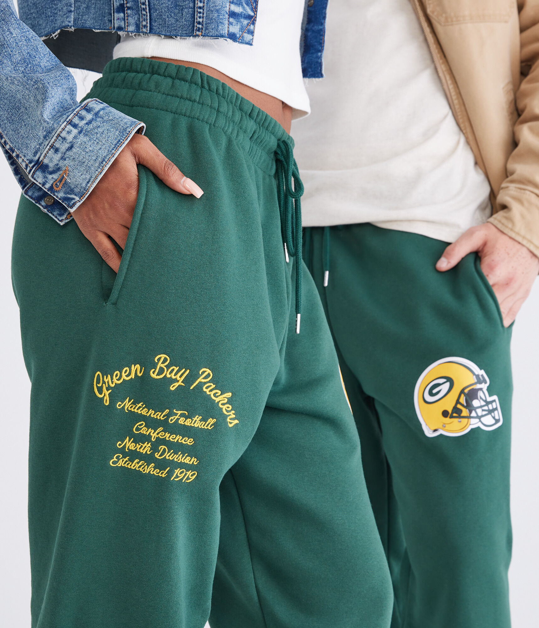 Green Bay Packers Helmet Jogger Sweatpants