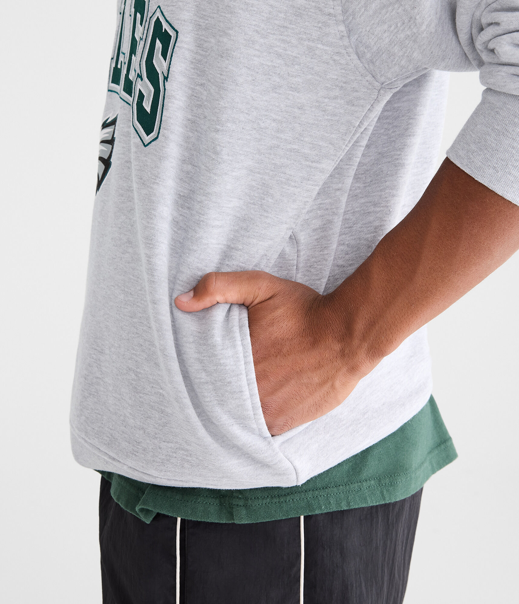 Philadelphia Eagles Quarter-Zip Sweatshirt