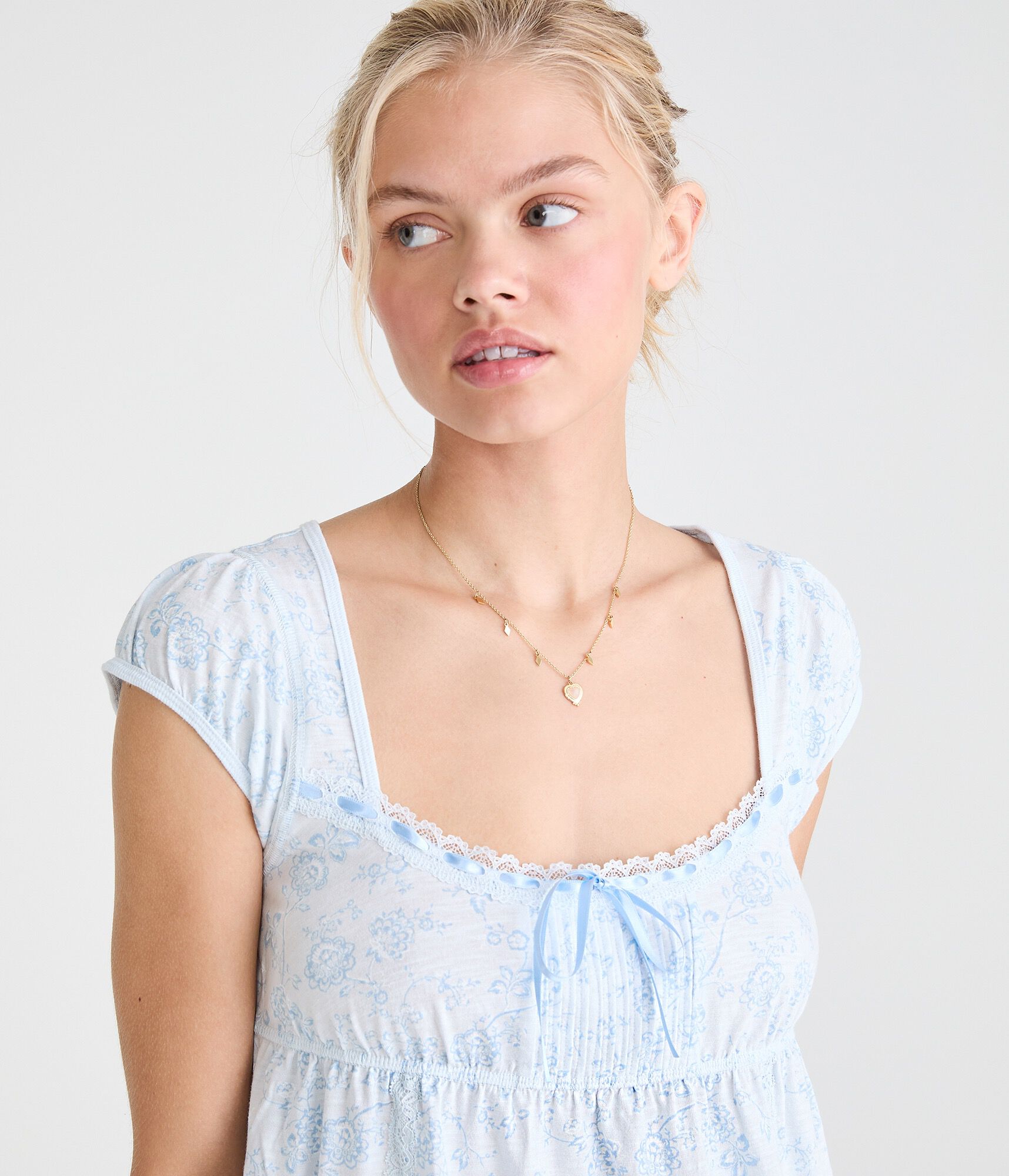 Floral Scoop-Neck Babydoll Tee