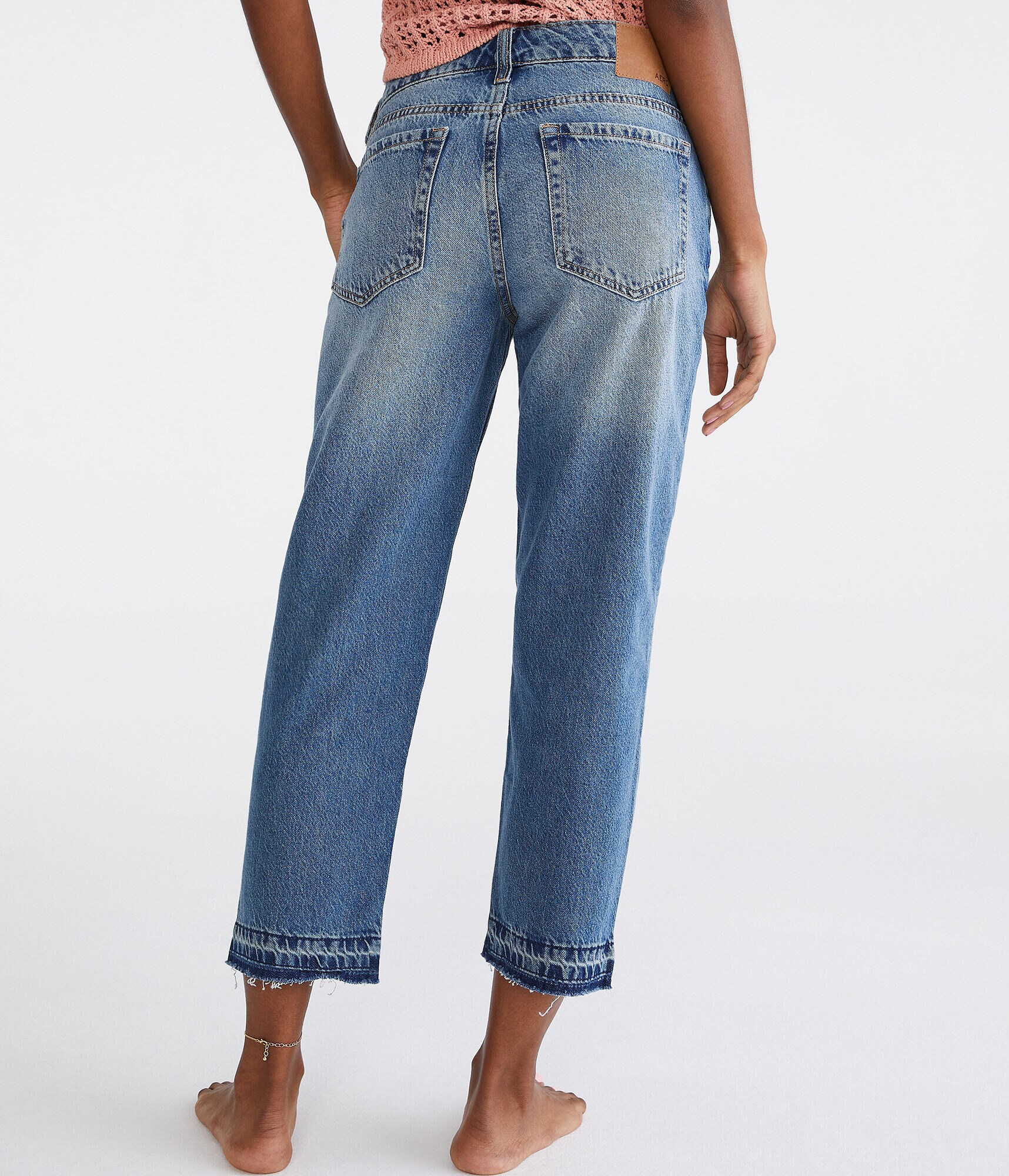 Low-Rise Baggy Crop Jean