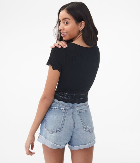 Lacy Buttoned Bodycon Crop Top Lacy Buttoned Bodycon Crop Top