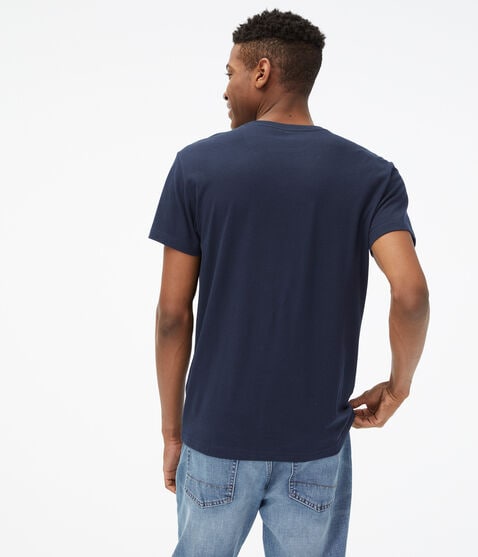Classic V-Neck Tee Classic V-Neck Tee