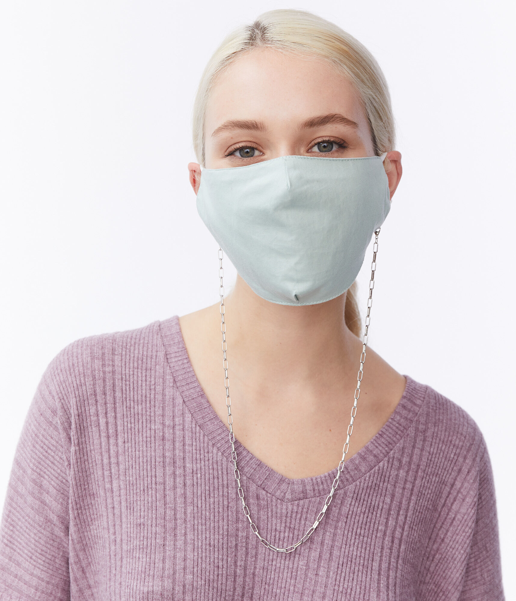 Solid Mask 2-Pack & Mask Chain Set