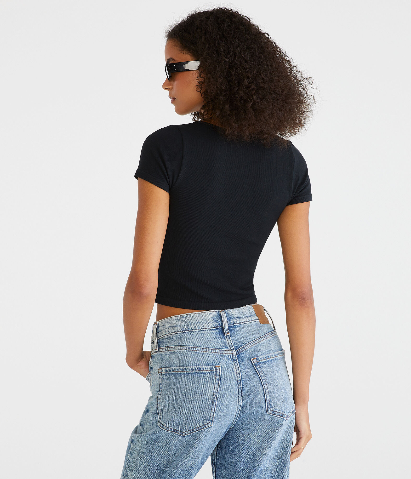 Seriously Soft Seamless Sweetheart Cropped Tee