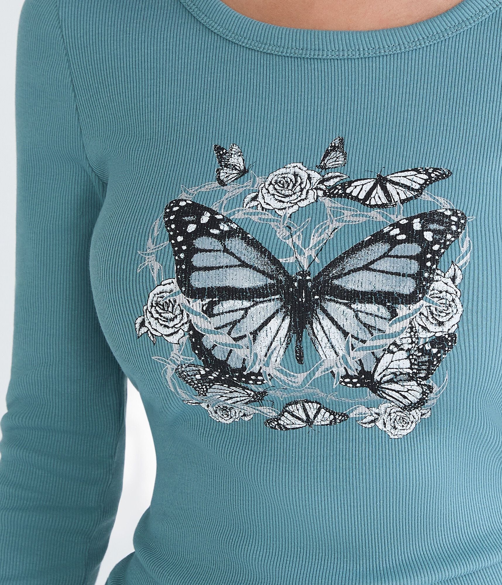 Long Sleeve Butterfly Barbed Wire Graphic Tee