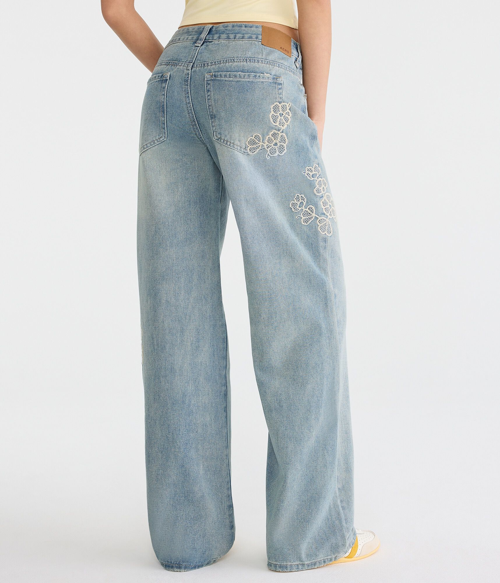 Low-Rise Baggy Wide Leg Embroidered Floral Jean