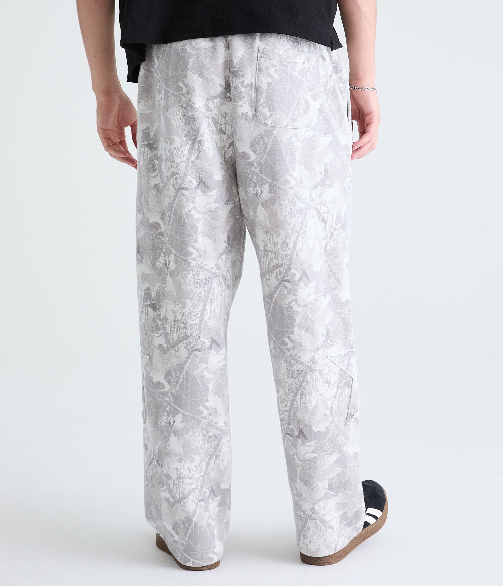 Cloud Soft Forest Camo Star Appliqu&eacute; Baggy Sweatpants