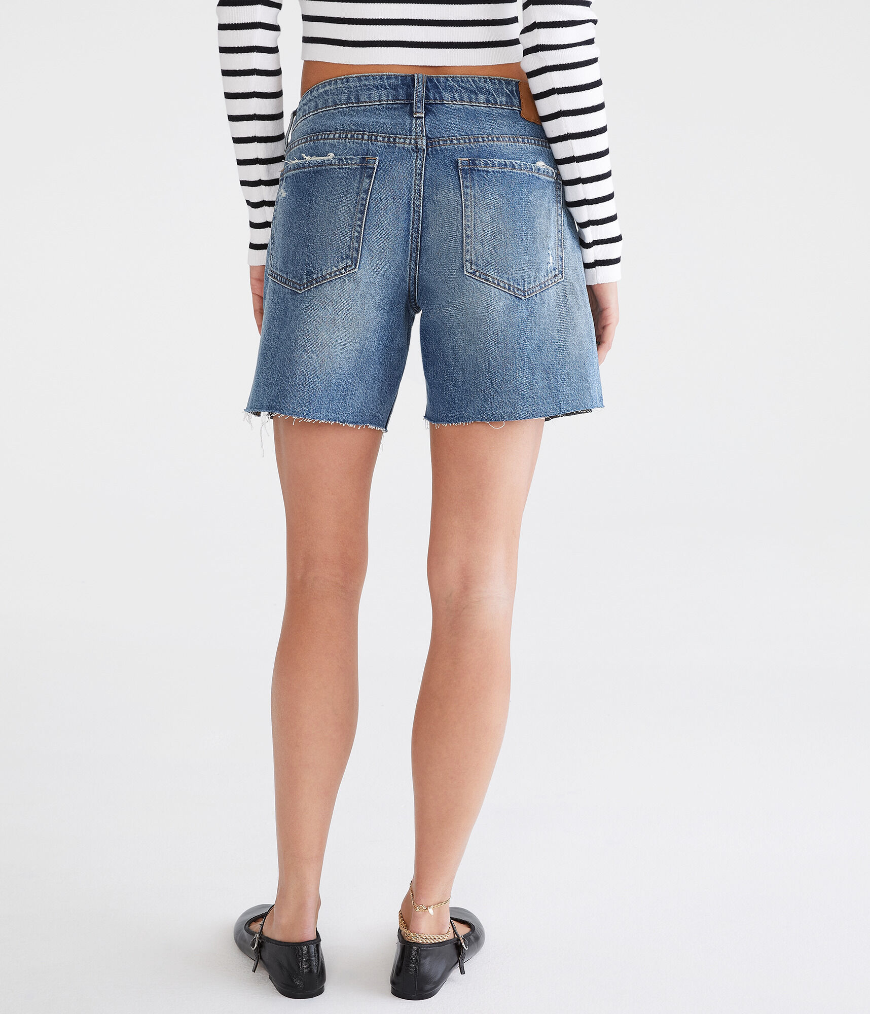 Low-Rise Baggy Denim Shorts