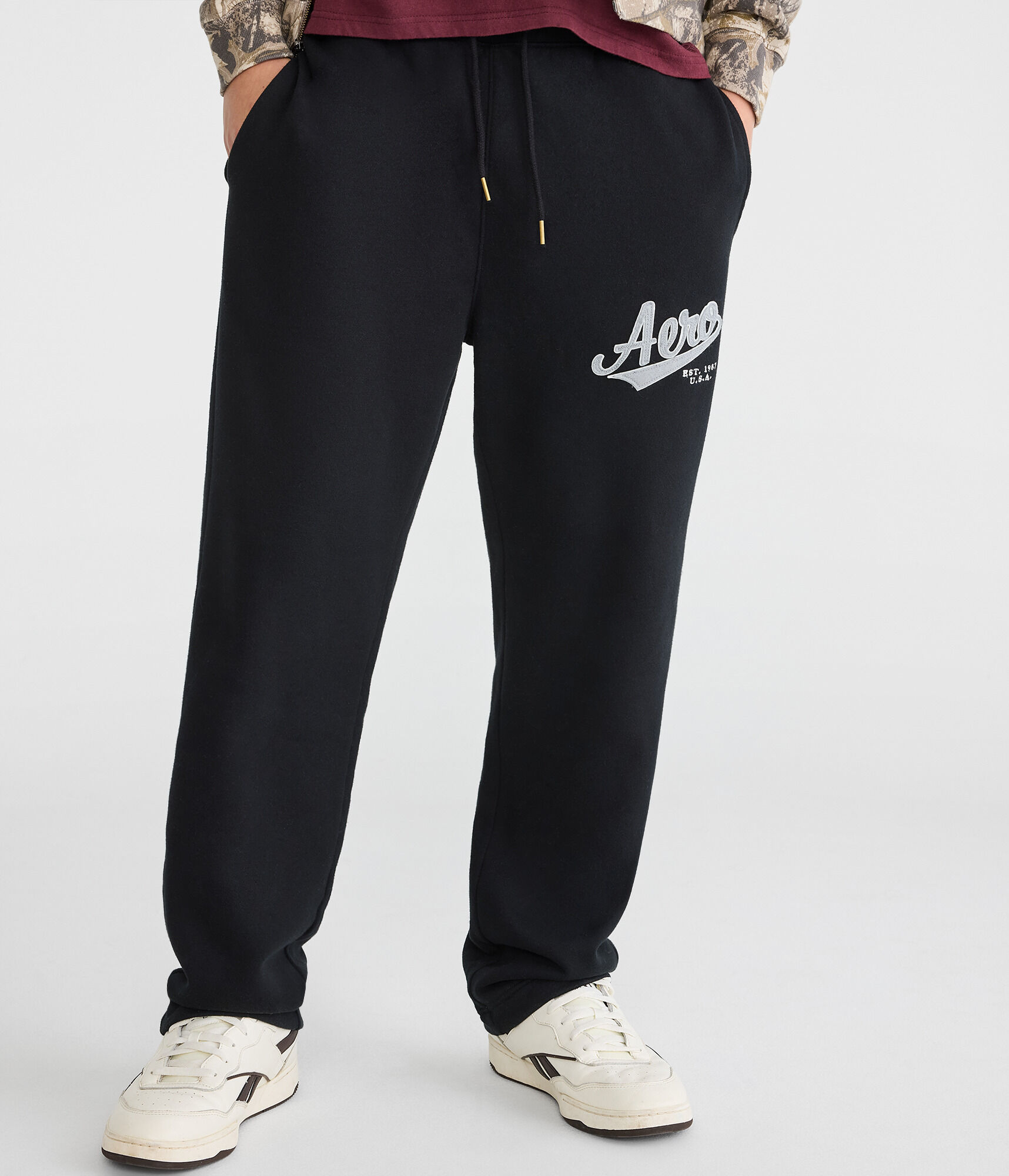 Aero Script Heritage Fleece Straight Leg Sweatpants