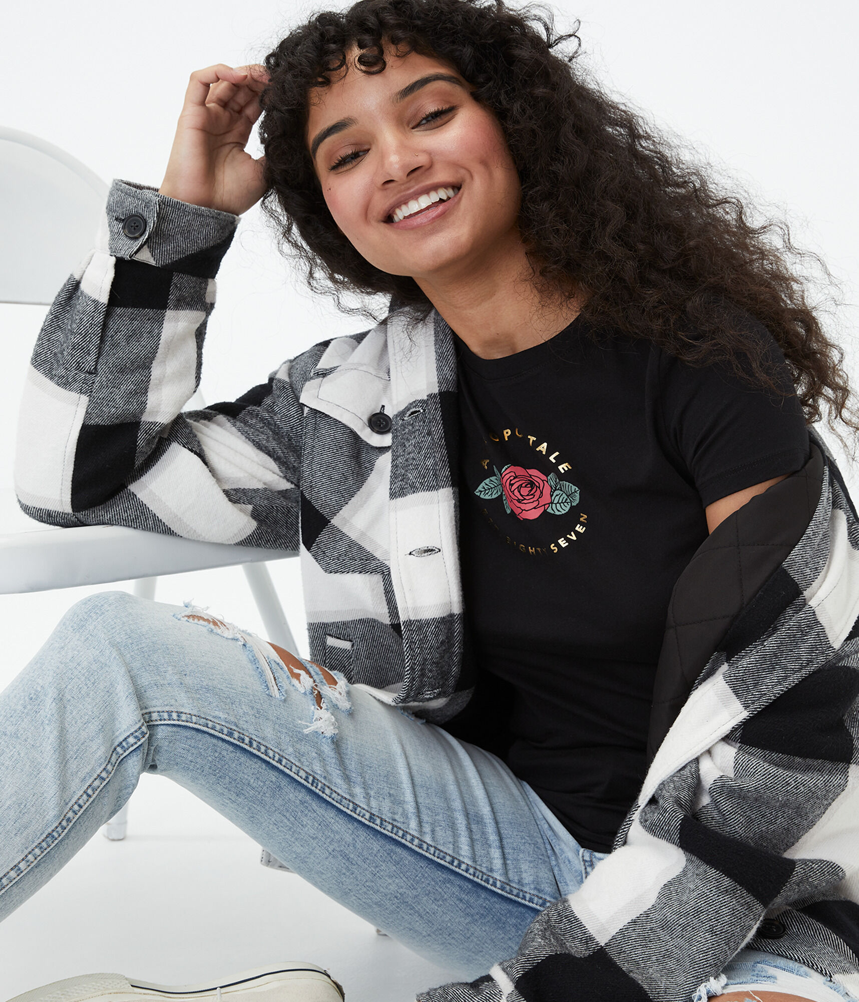 Aeropostale Rose Circle Graphic Tee