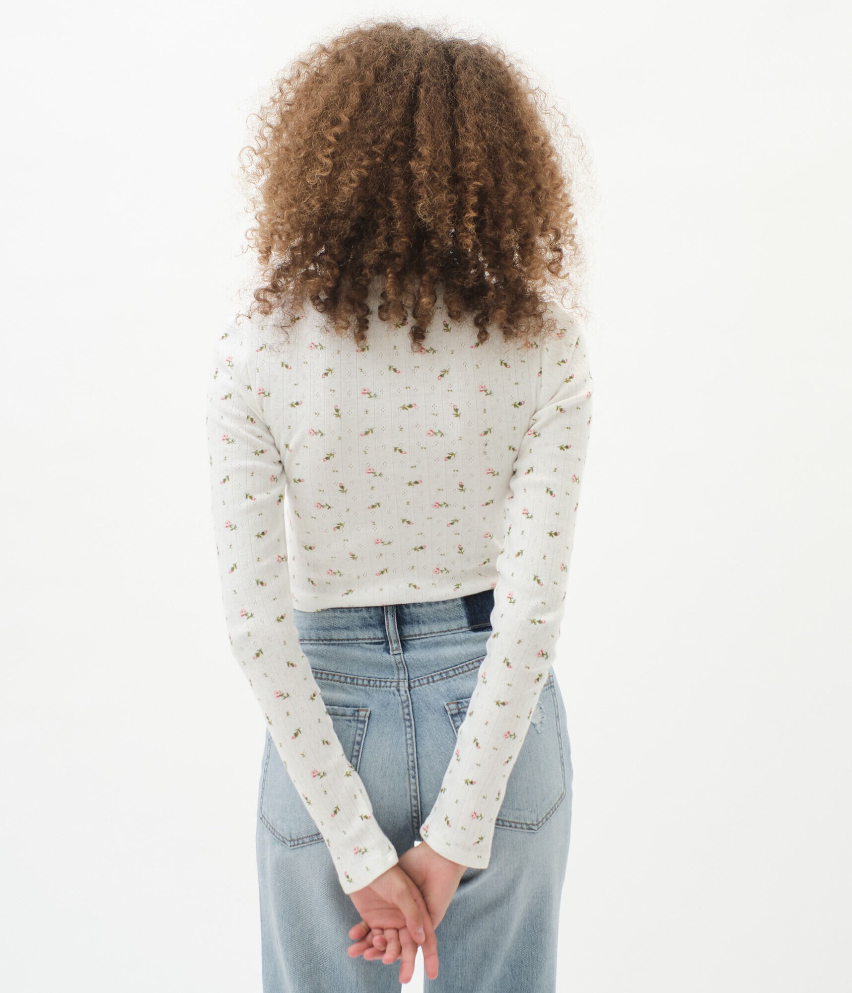 Long Sleeve Floral Notch Cropped Shrunken Tee