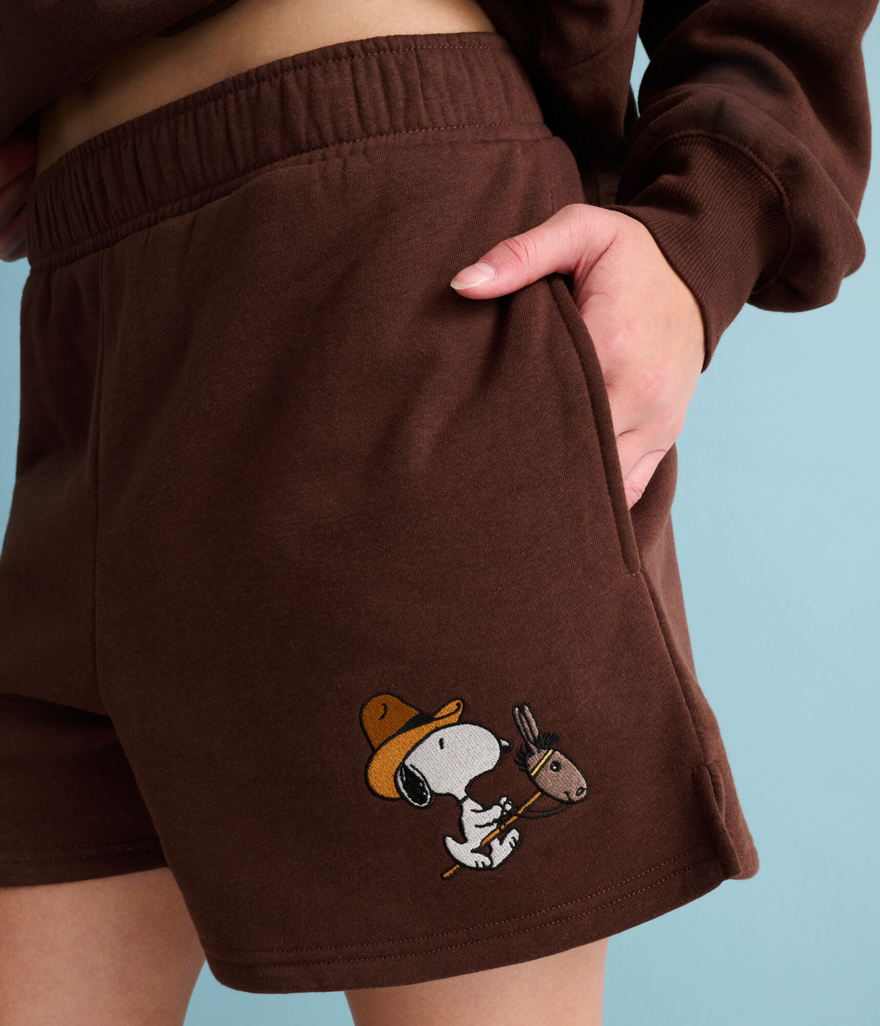 Peanuts® | Aéropostale Western Snoopy Howdy Partner Fleece Shorts