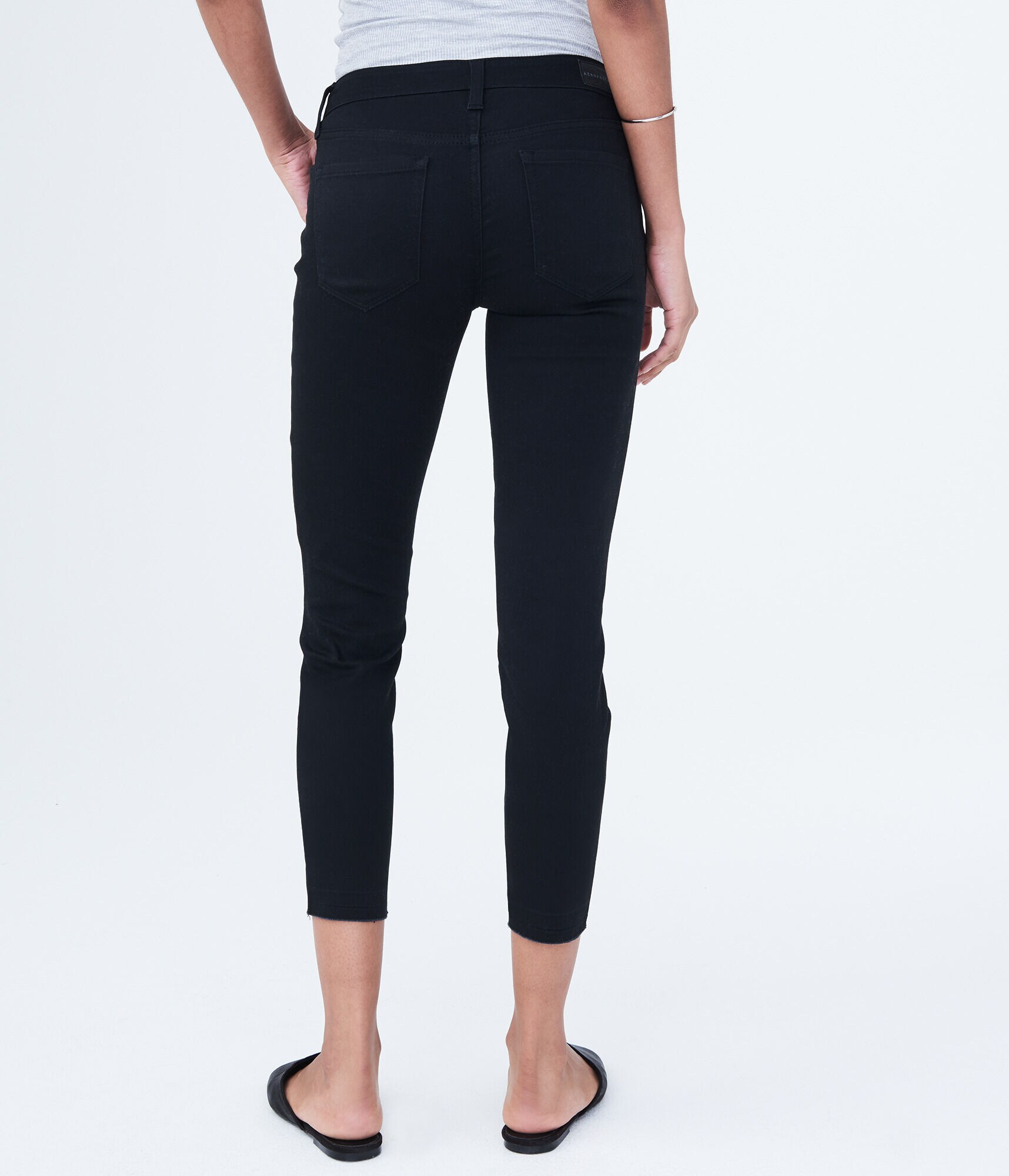Seriously Stretchy Low-Rise Crop Jegging