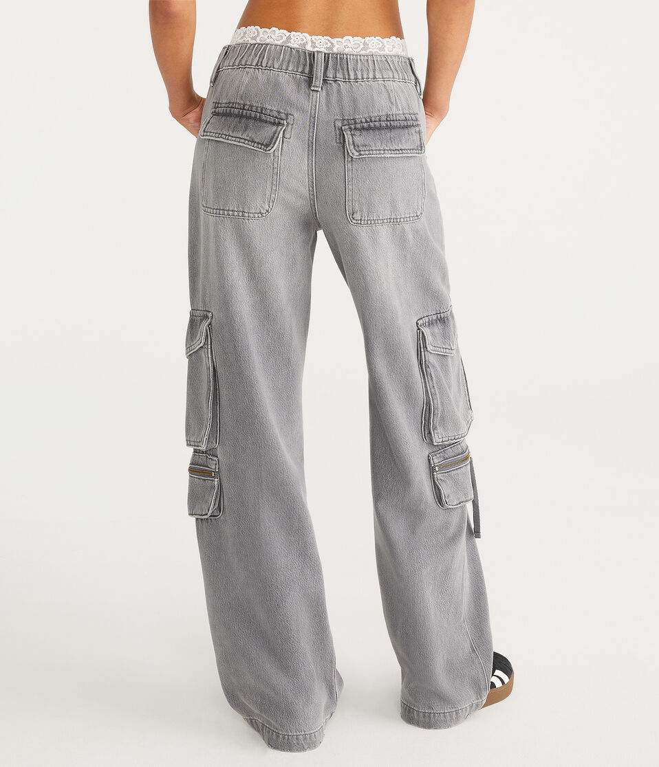 Mid-Rise Wide Leg Cargo Jean