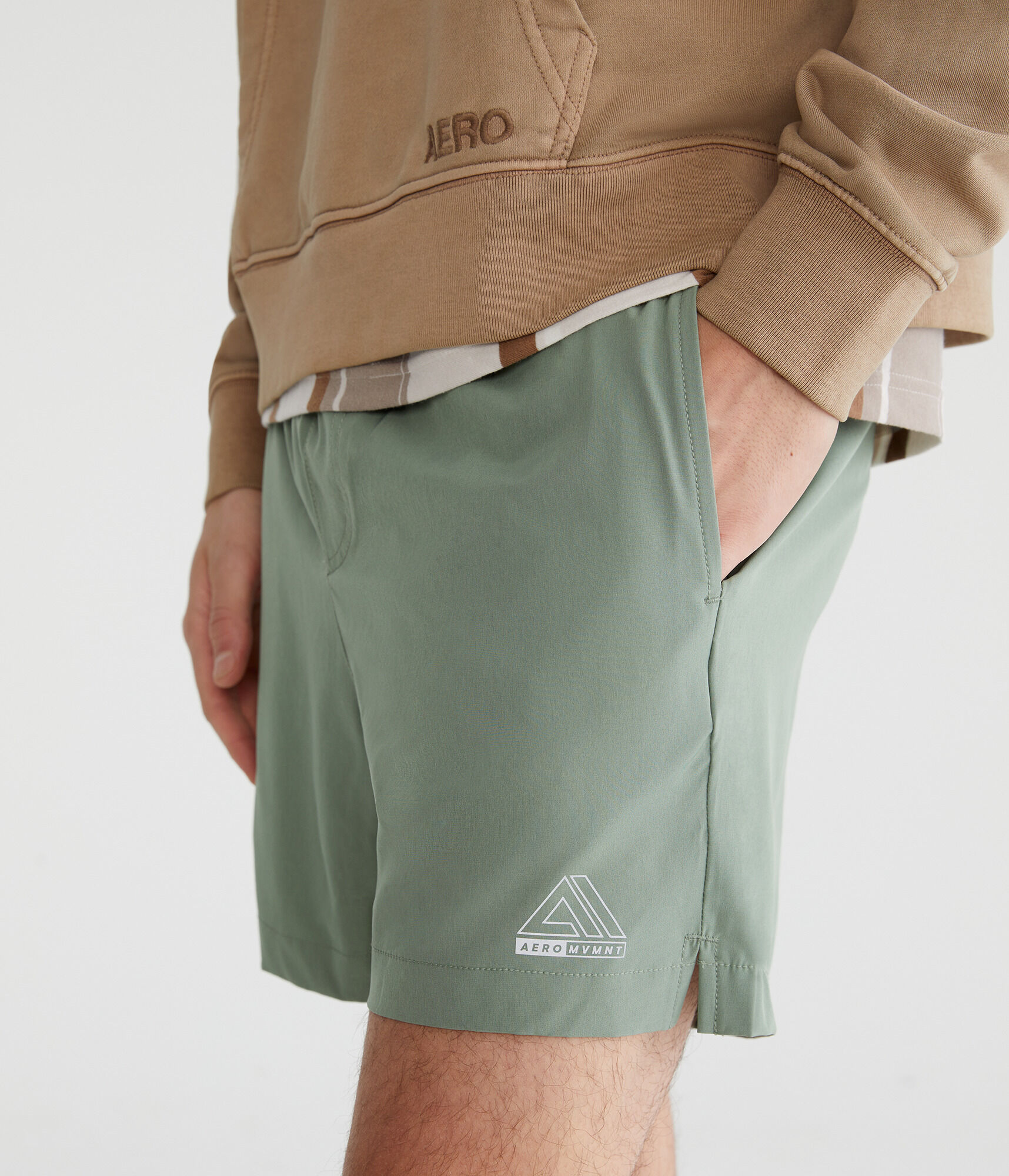 Aero MVMNT Hybrid Active Shorts 5.5"