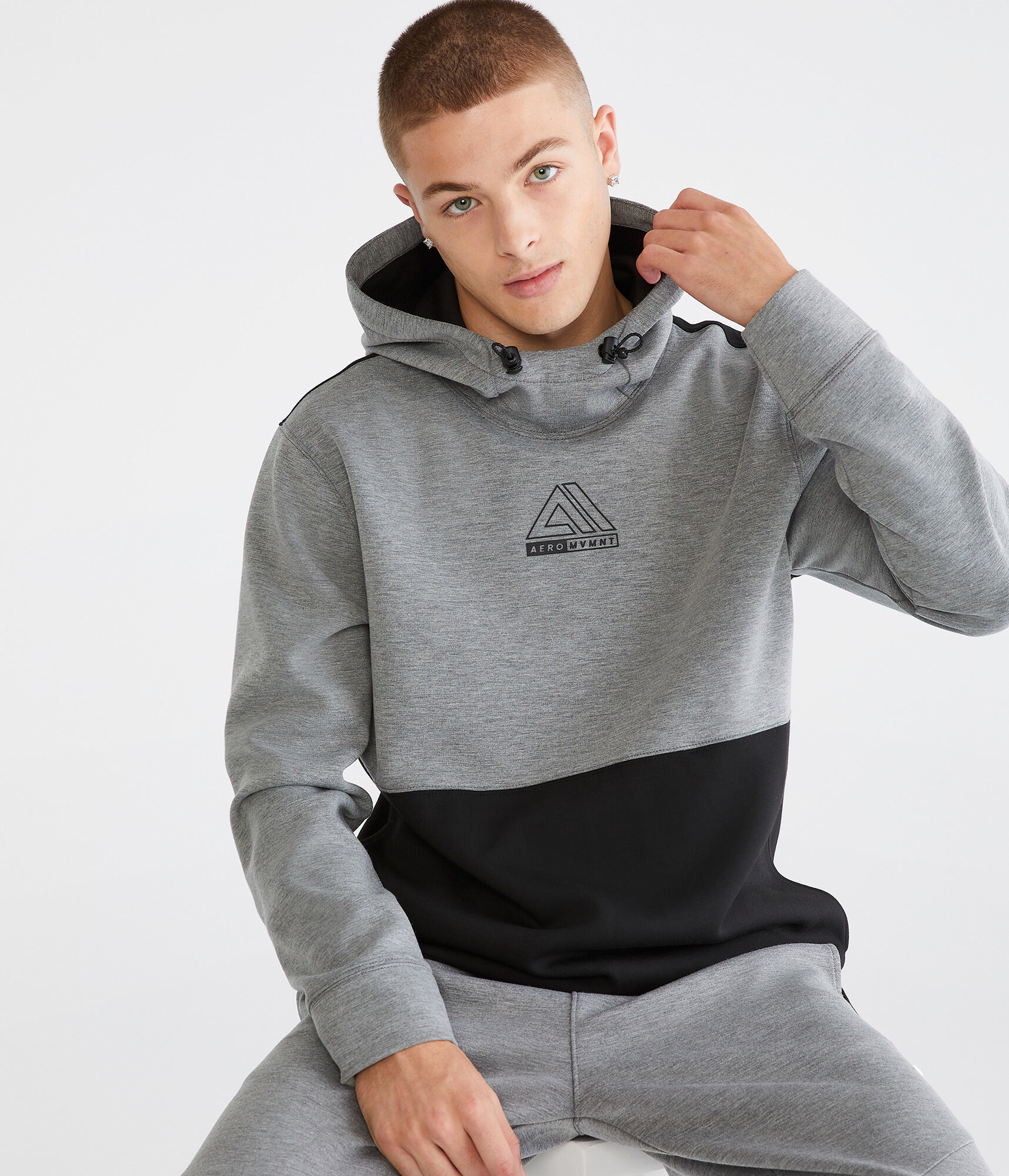 Aero MVMNT Tech Fleece Pullover Hoodie - Colorblock