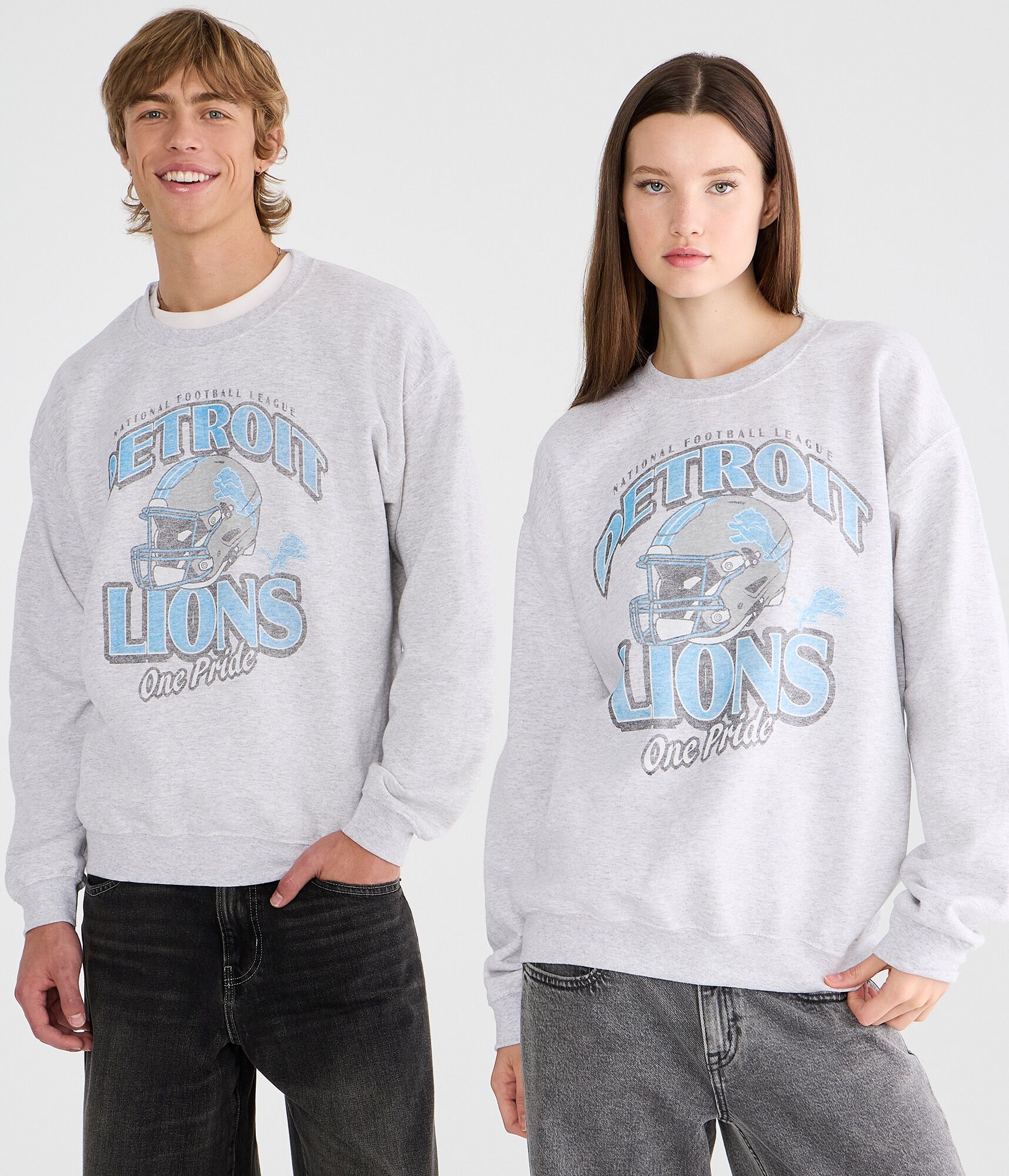 Detroit Lions Helmet Crew Sweatshirt