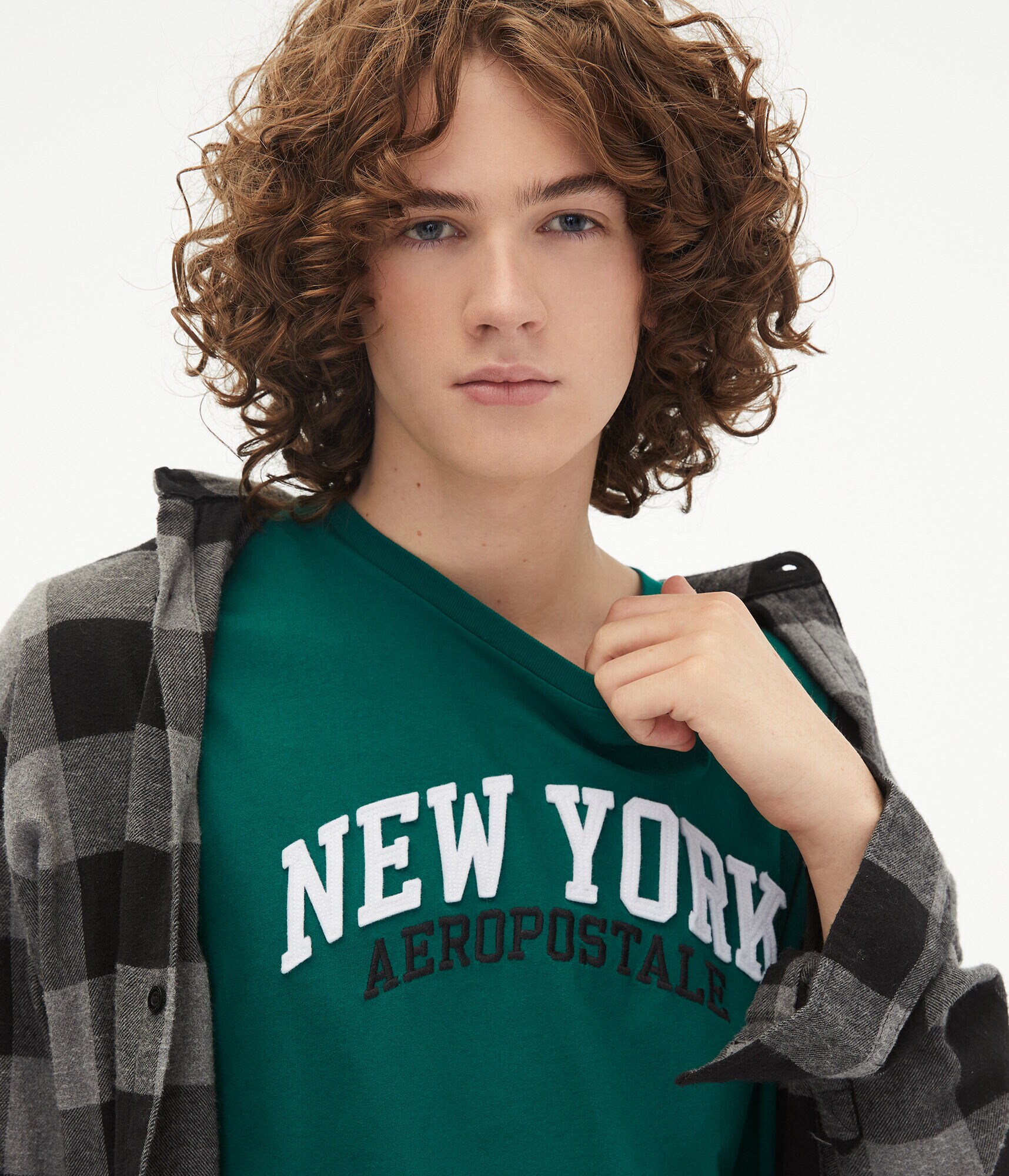 New York Aeropostale Logo Appliqu&eacute; Graphic Tee
