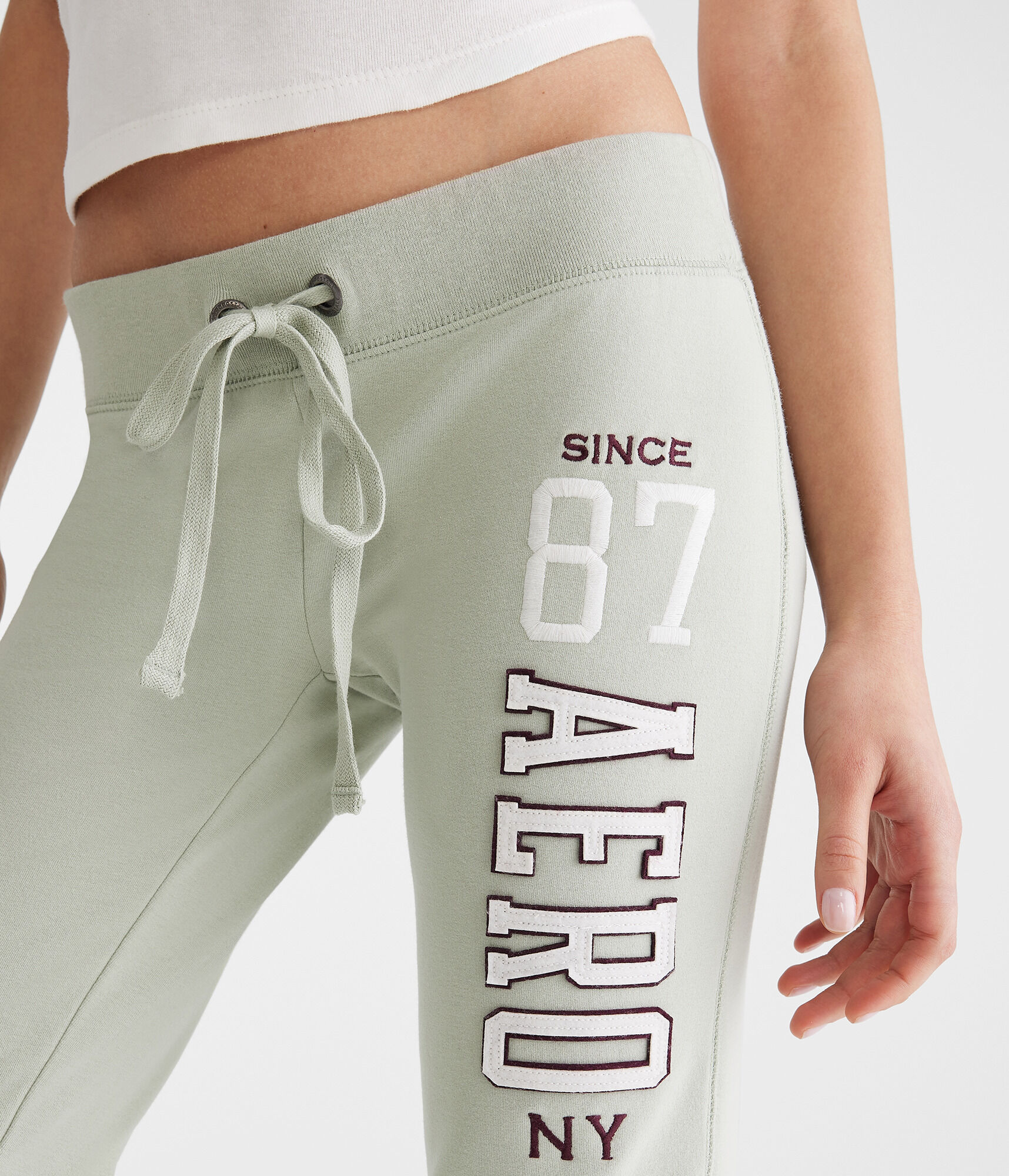 Aero Since 87 Fit &amp; Flare Sweatpants