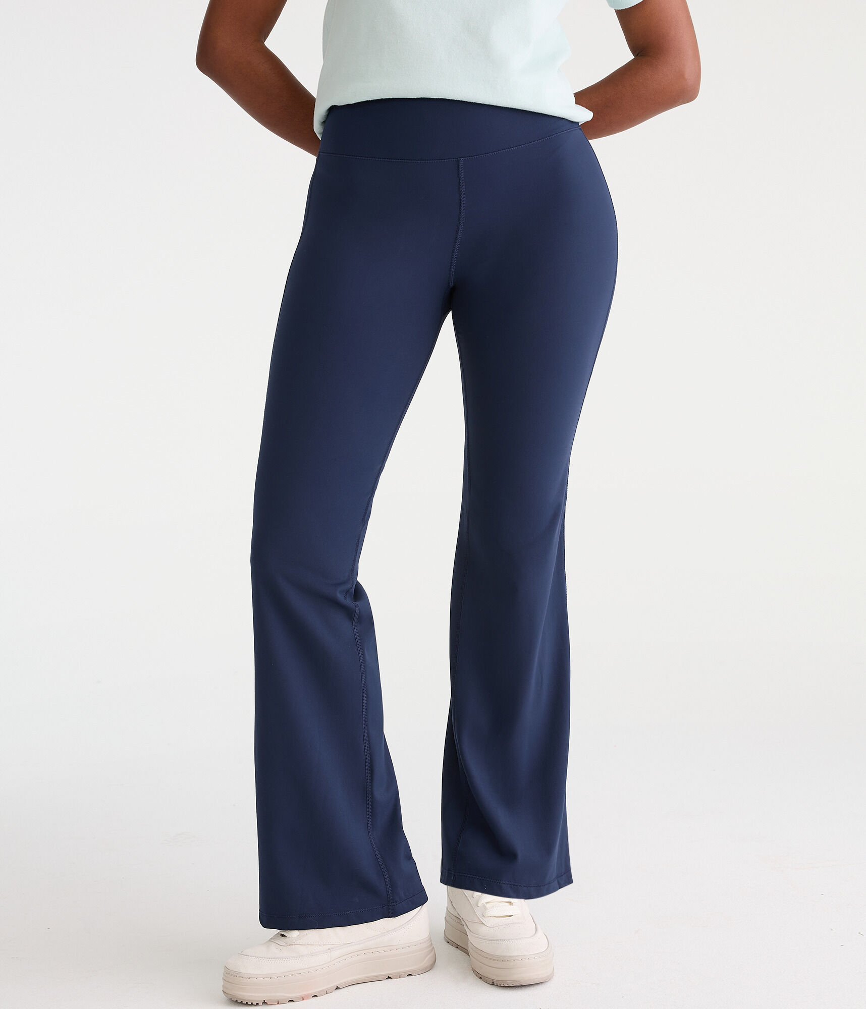 Curvy Air Soft Ultra High-Rise Flare Leggings