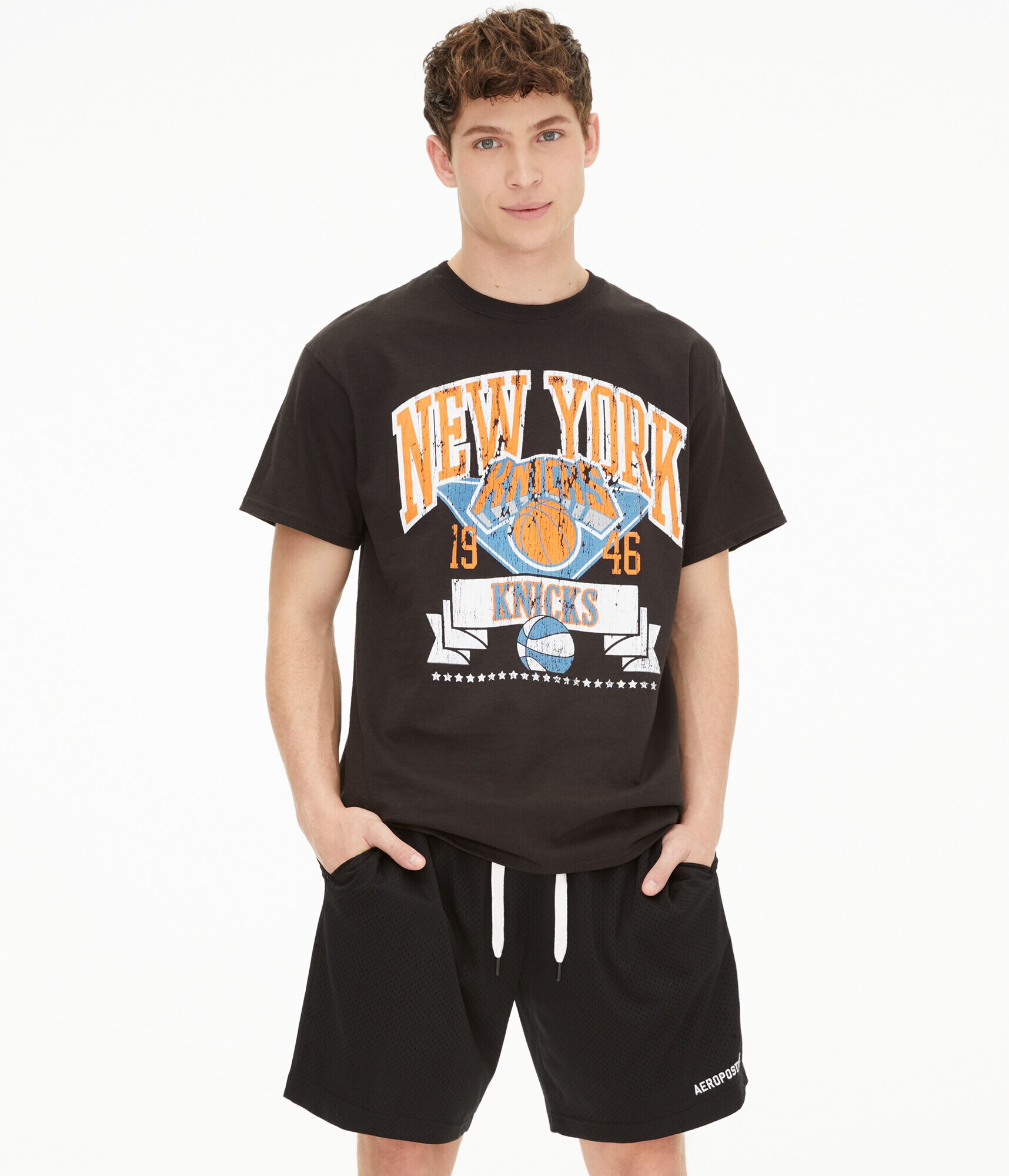 New York Knicks Graphic Tee
