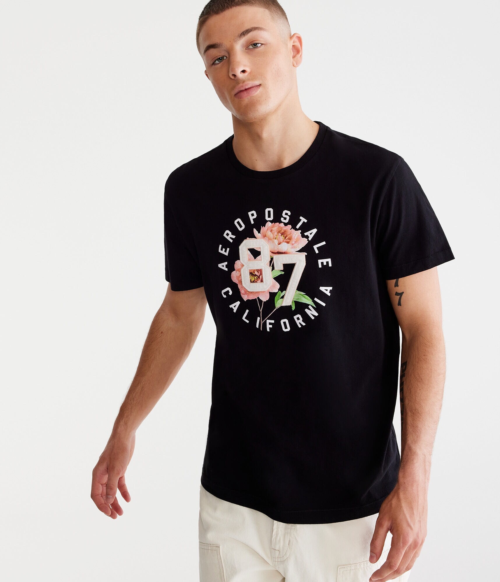Aero 87 Flower Circle Appliqu&eacute; Graphic Tee