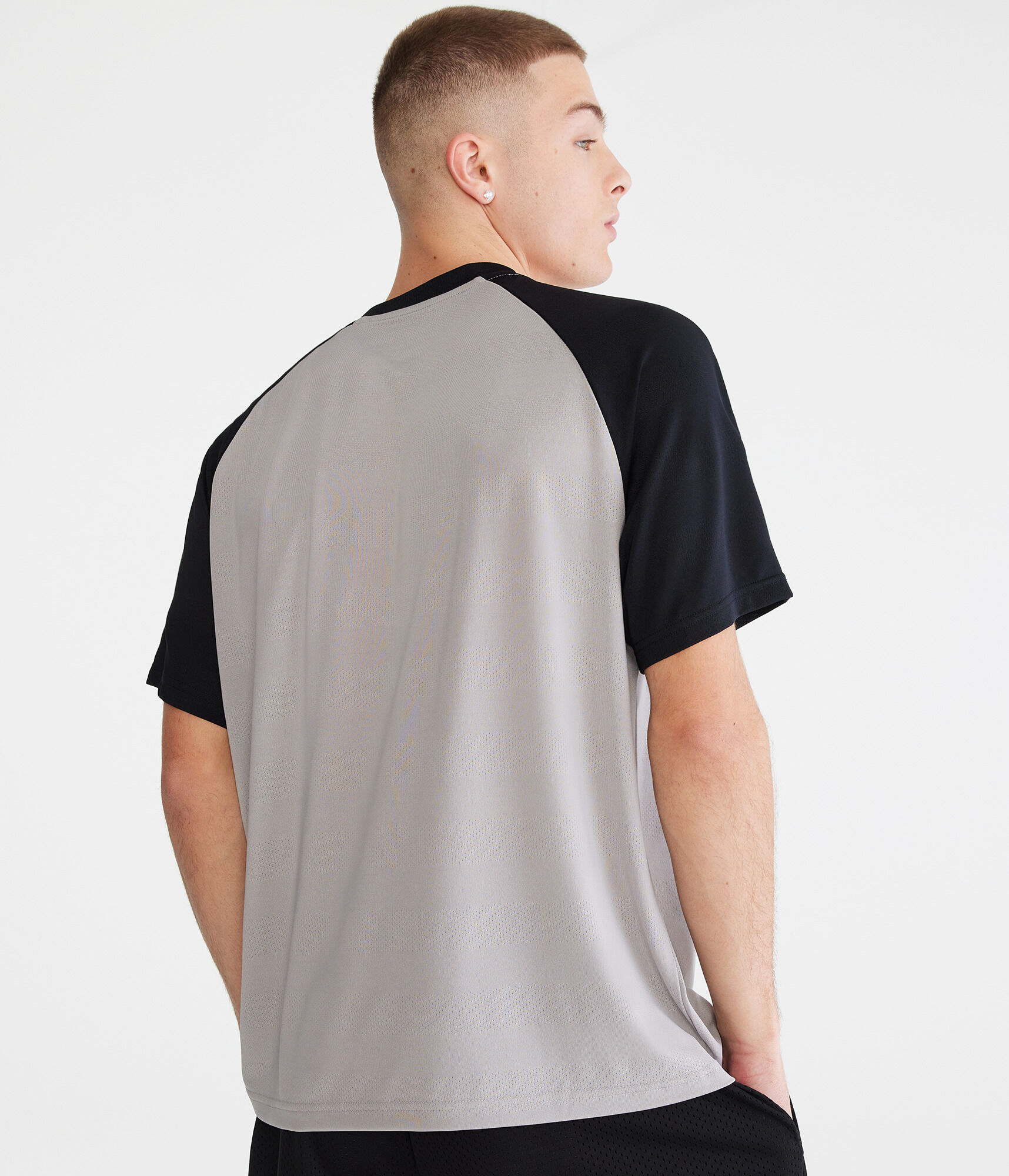A87 Colorblocked Raglan Tech Tee