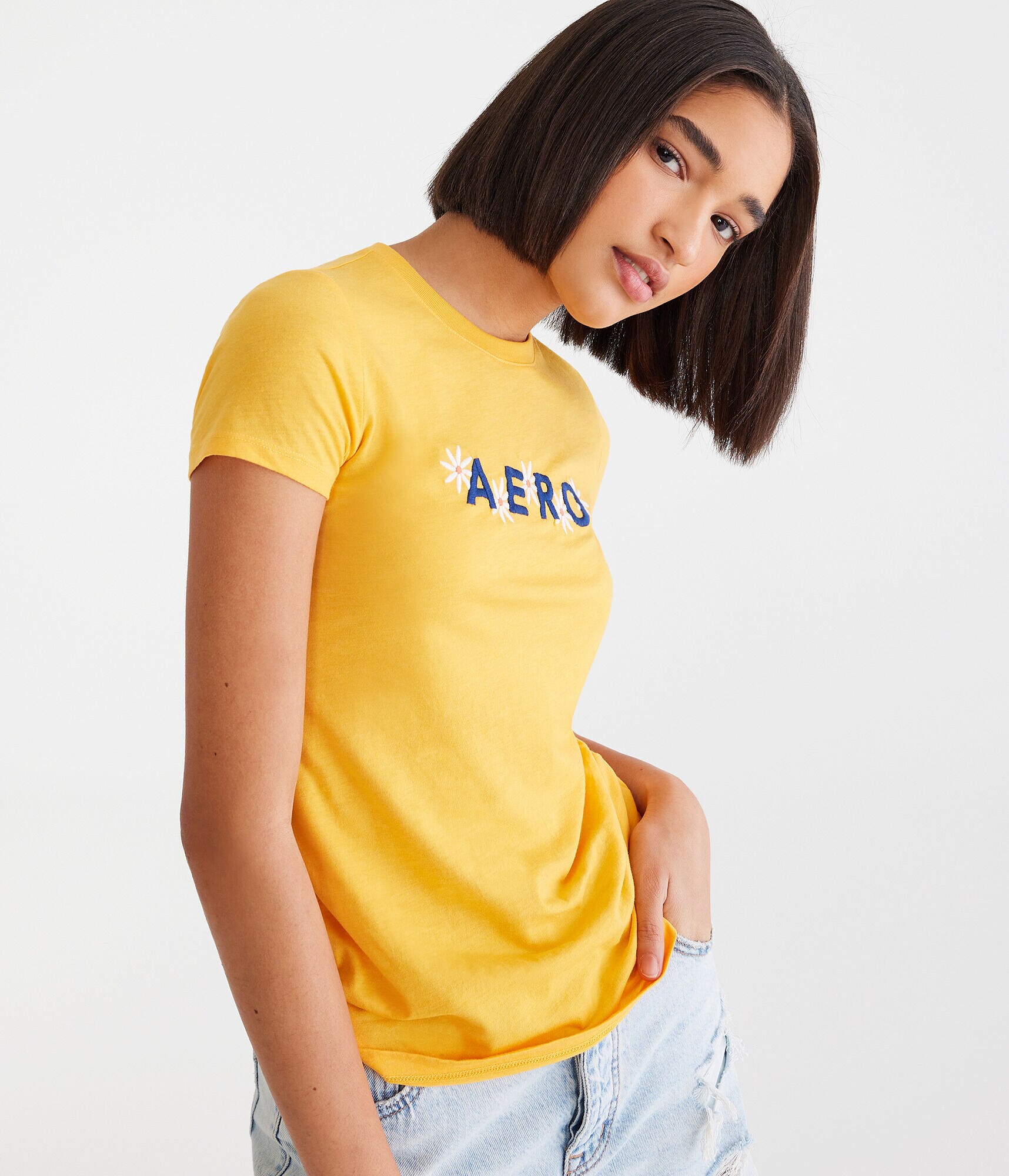 Aero Daisies Graphic Tee