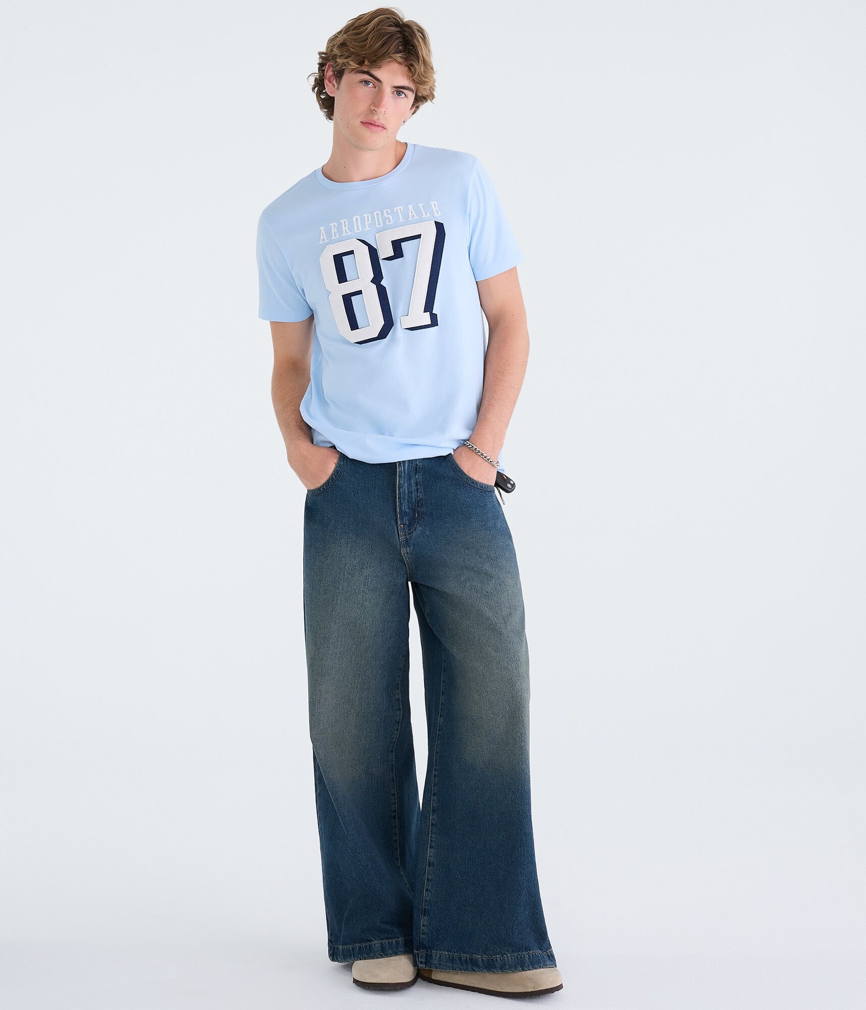 Aeropostale Large 87 Appliqu&eacute; Graphic Tee