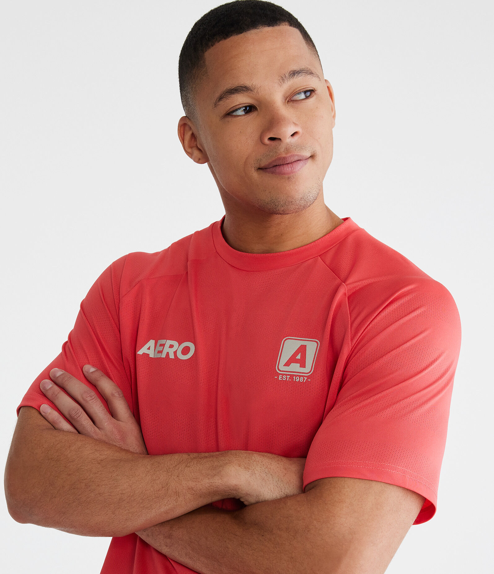 Aero Icon Raglan Tech Tee