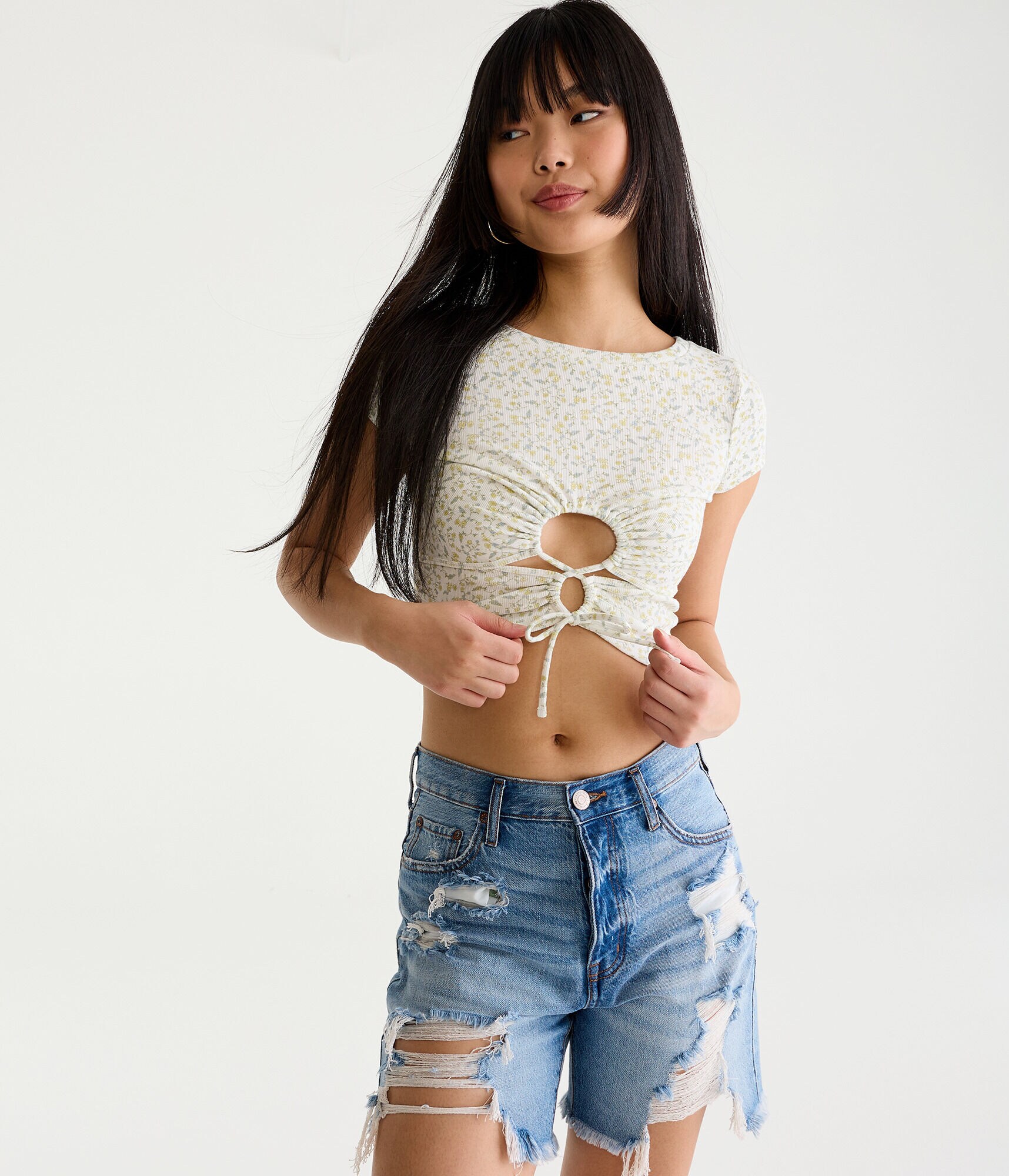 Floral Wear 2 Ways Cropped Cutout Tee