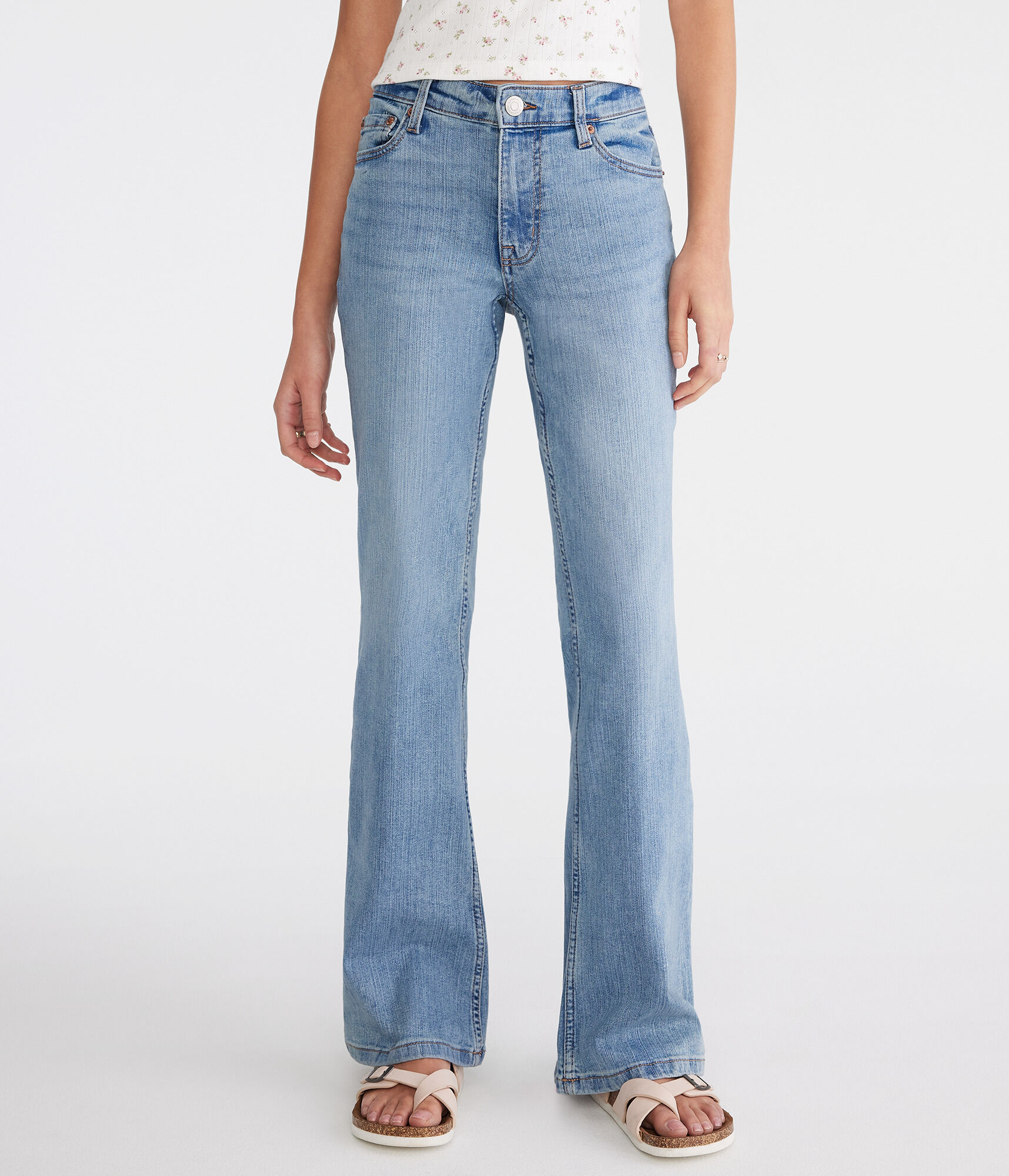 Mid-Rise Flare Jean
