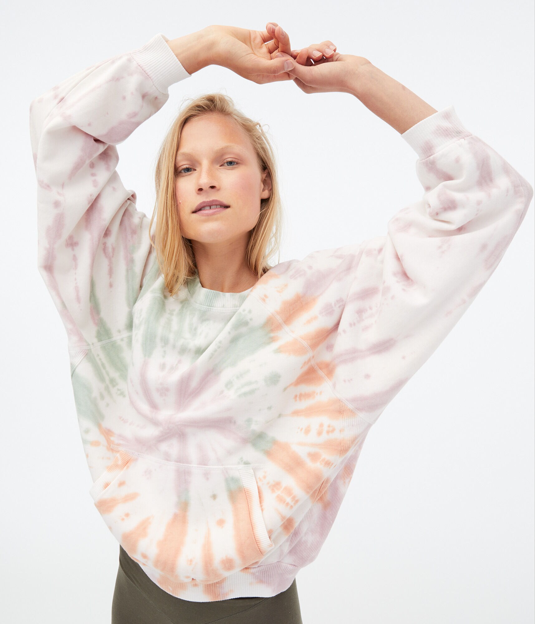 Tie-Dye Oversized Crew Sweatshirt***