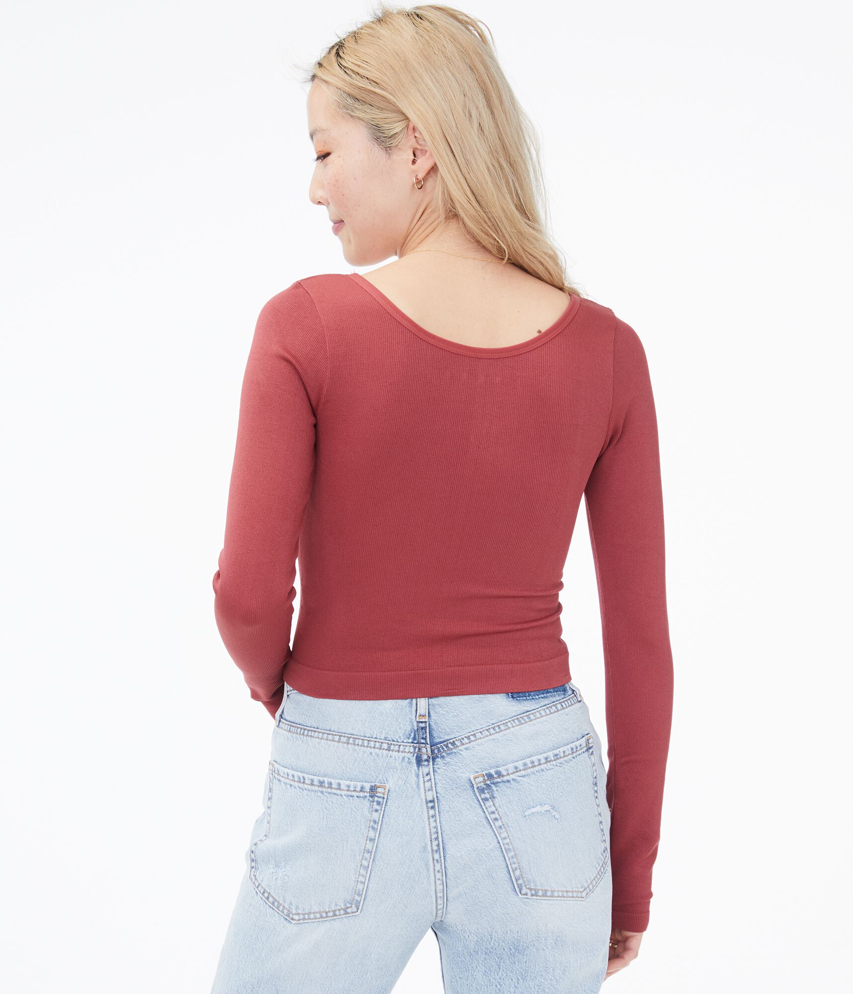 Seamless Ribbed Scoop-Neck Cropped Tee