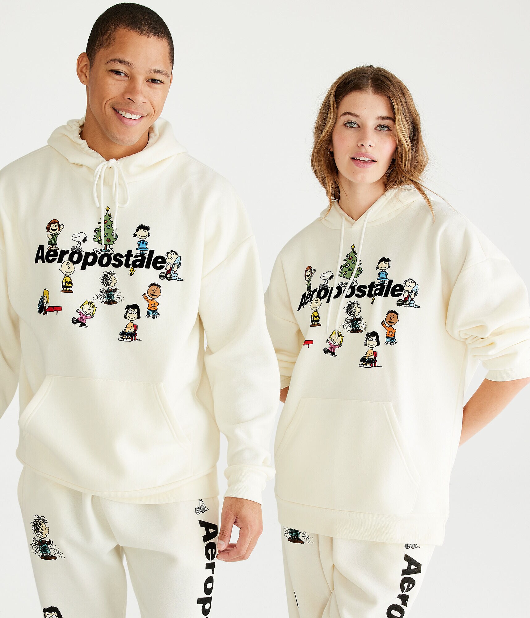 Peanuts&reg; | A&eacute;ropostale Snoopy &amp; Friends Pullover Hoodie