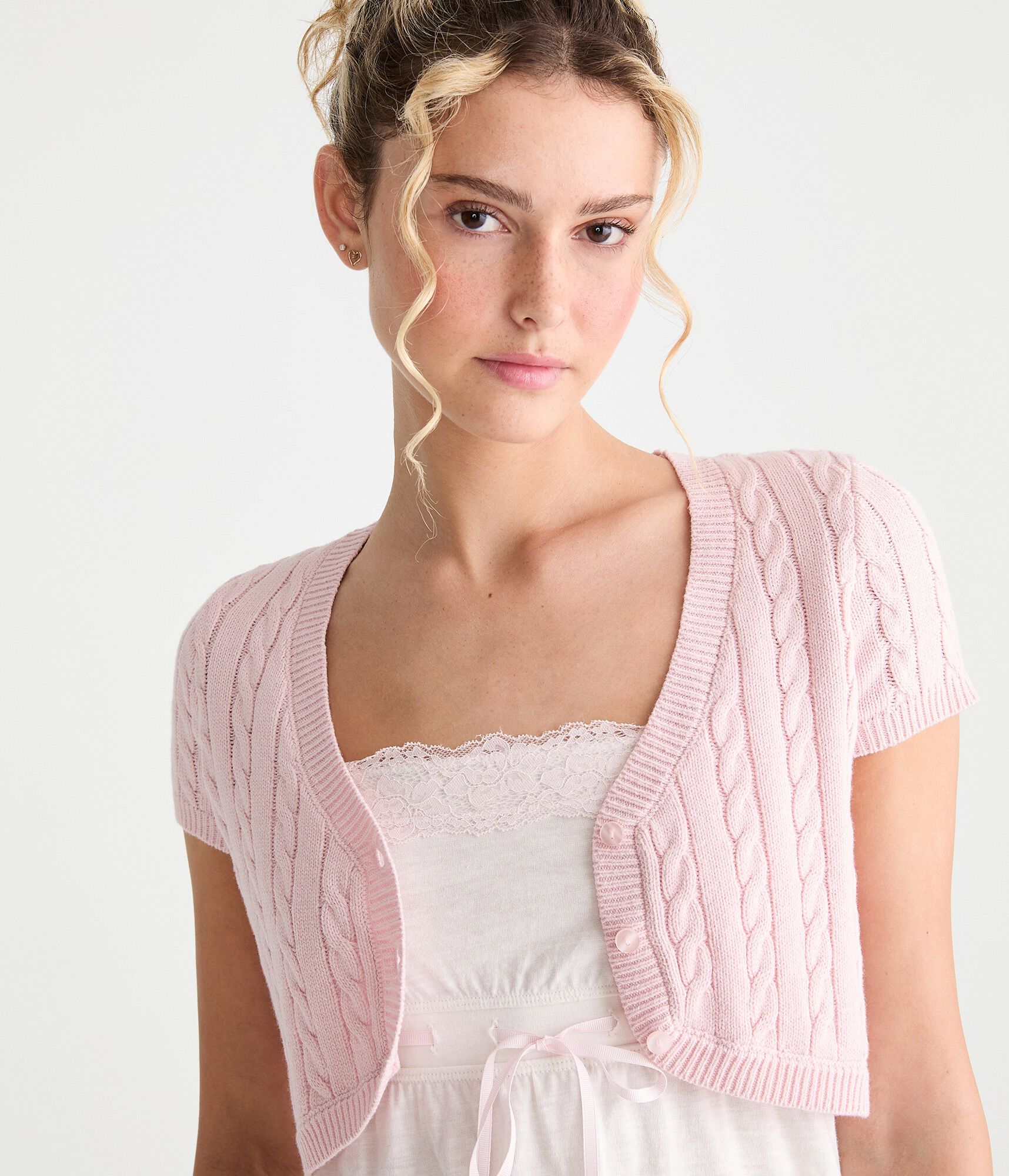 Short Sleeve Cable Knit Sweater Shrug