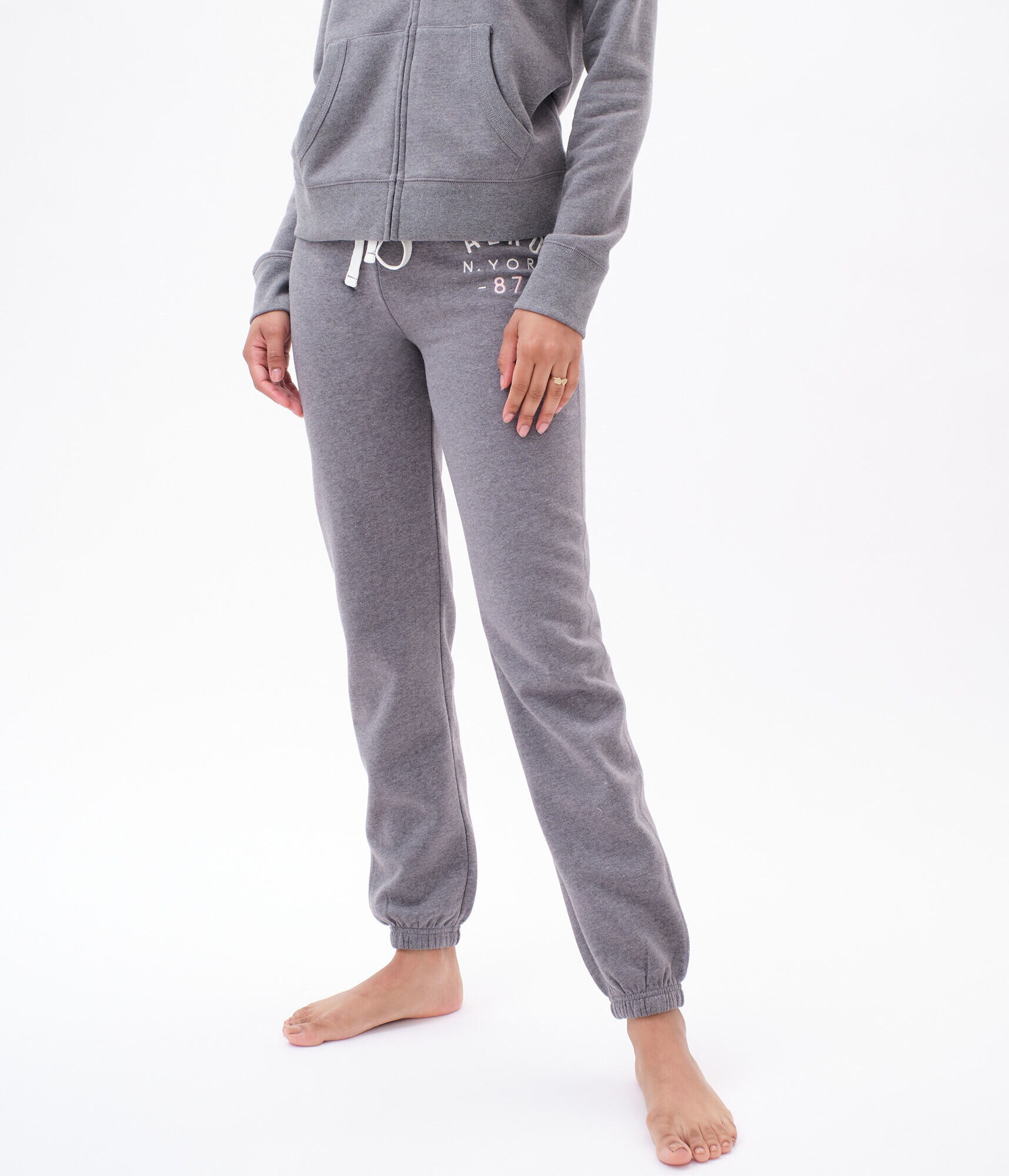 Aero New York 87 Cinched Sweatpants