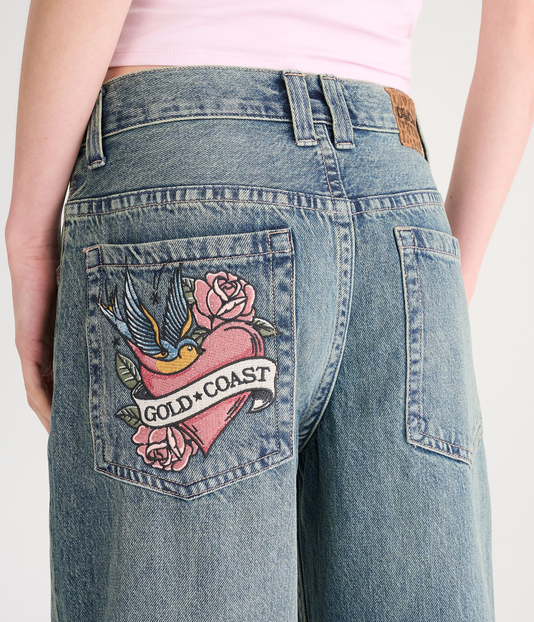 D&eacute;j&agrave; For Aero Low-Rise Super Baggy Gold Coast Jean