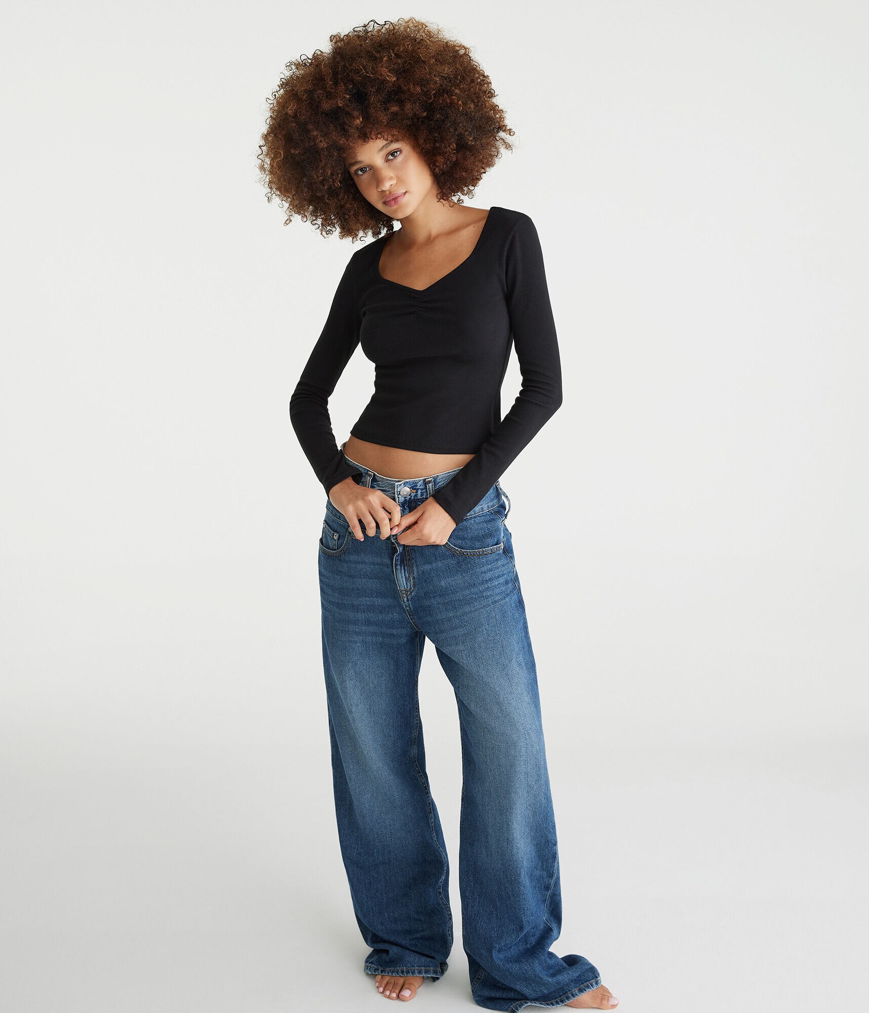 Long Sleeve Ruched Shrunken Tee