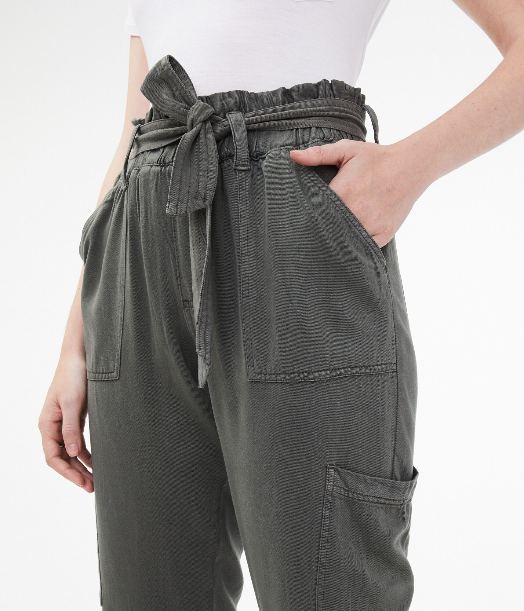 High-Rise Tie-Front Tapered Pant