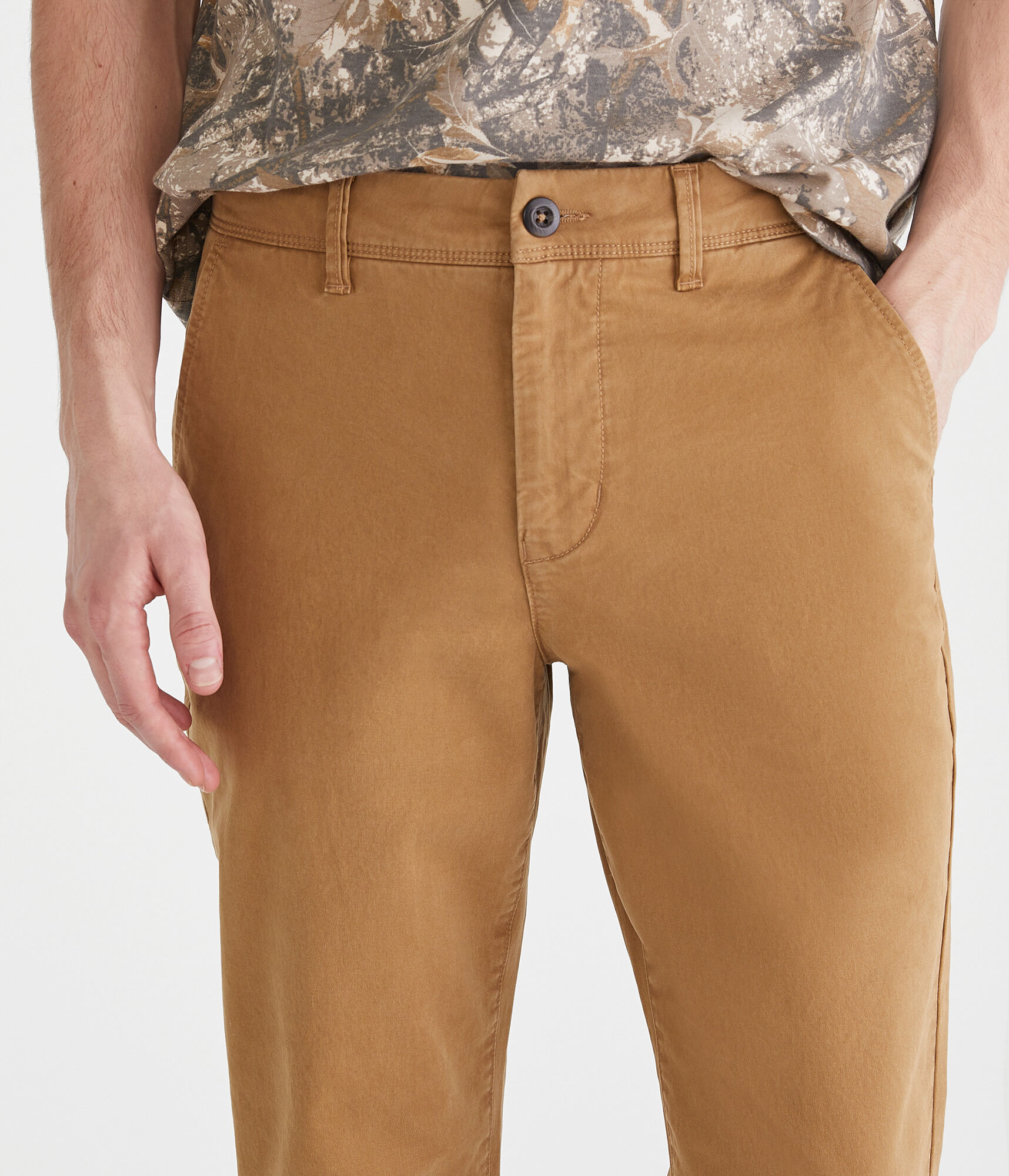 Men's Slim Straight Stretch Chinos | Aeropostale