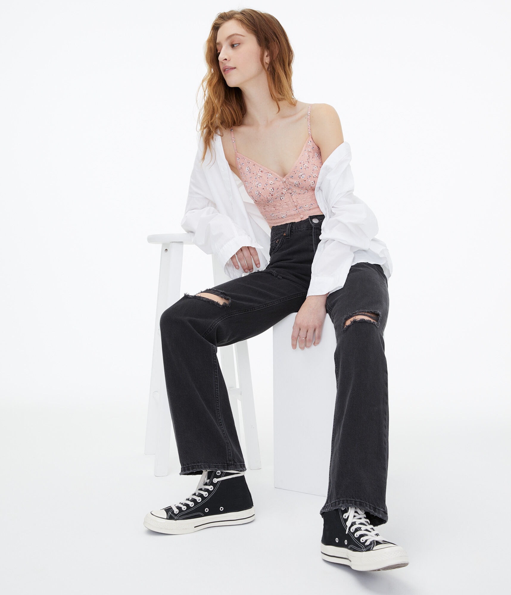 Floral Lace Button-Front Cropped Cami